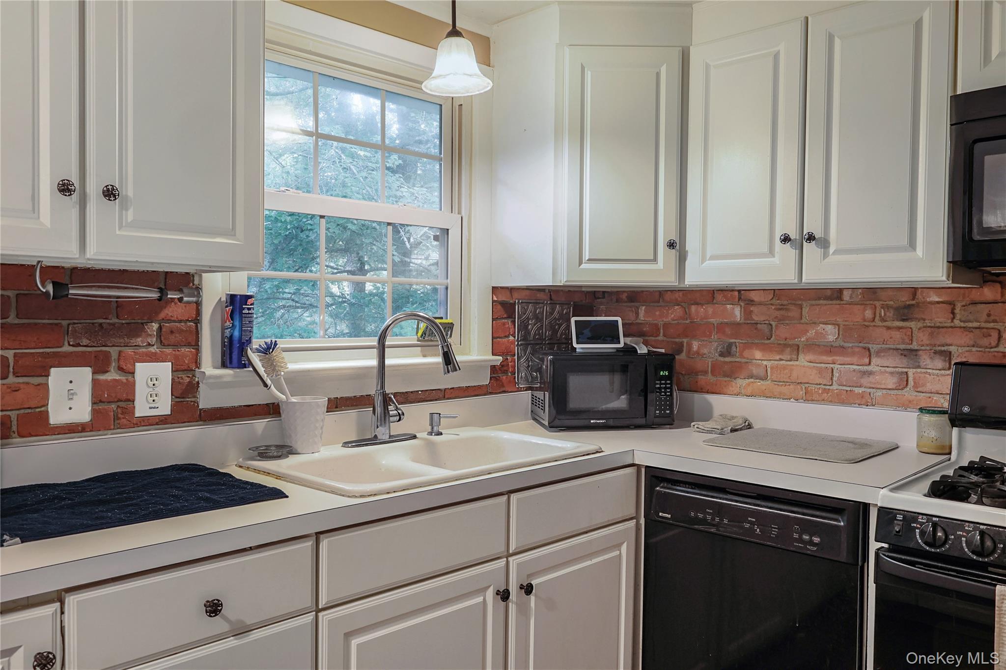 Single Family N Quaker Lane Dutchess County, NY 12538, MLS-1055243-20