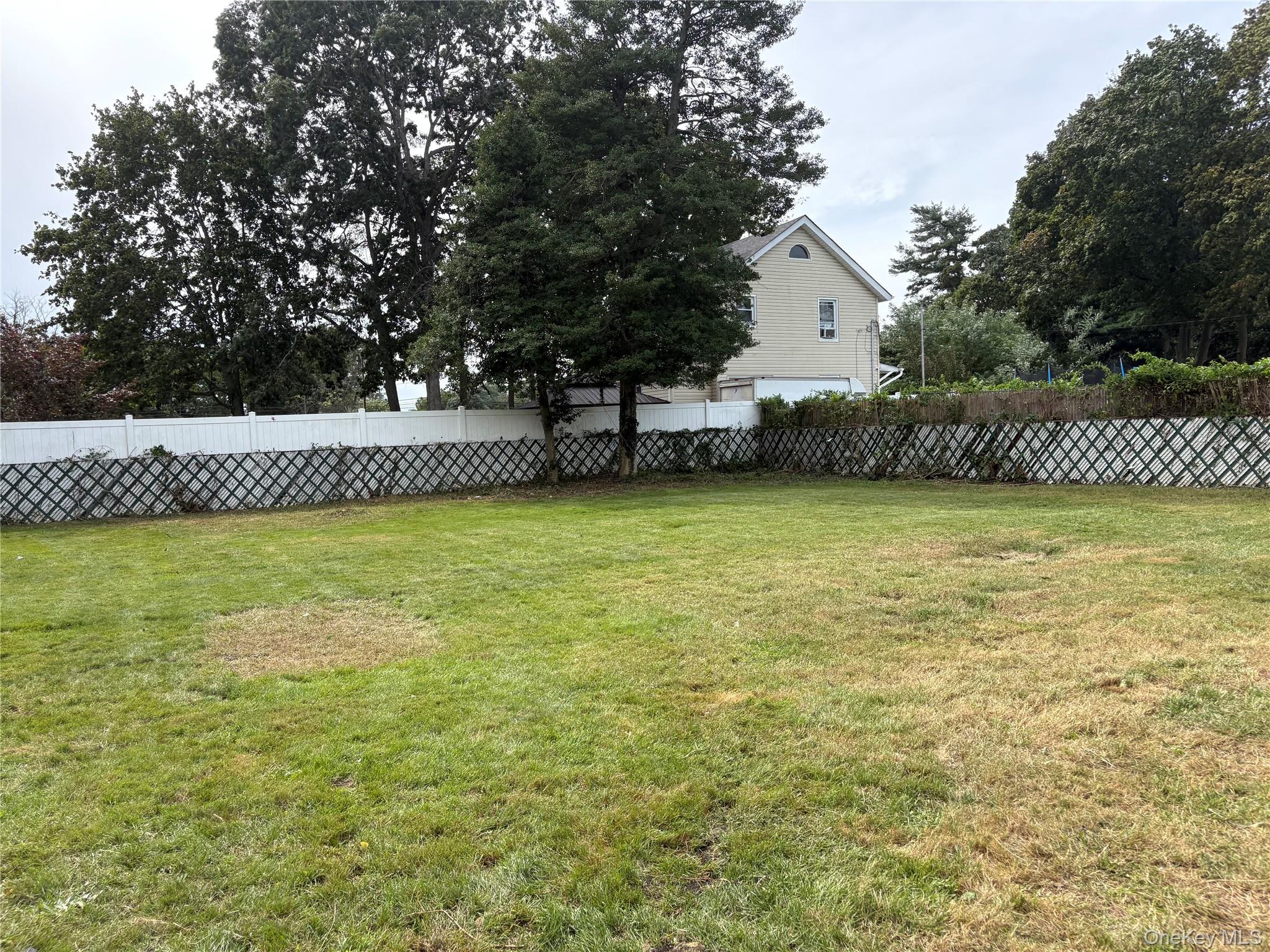 Single Family S 5th Avenue Suffolk County, NY 11717, MLS-1055255-4