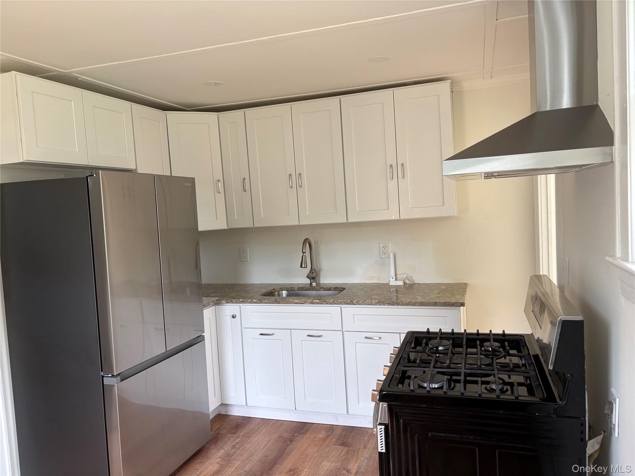 Single Family S 5th Avenue Suffolk County, NY 11717, MLS-1055255-9