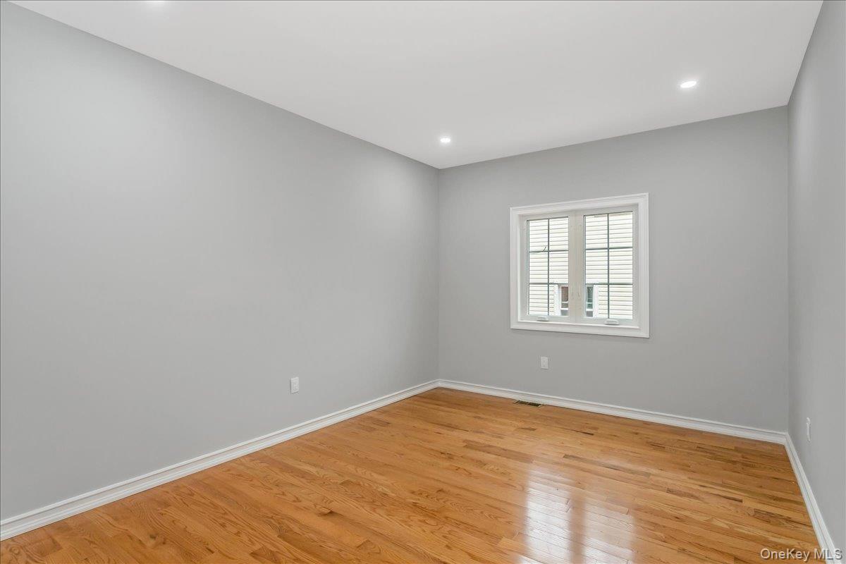 Single Family Caney Road Queens, NY 11422, MLS-1055273-13