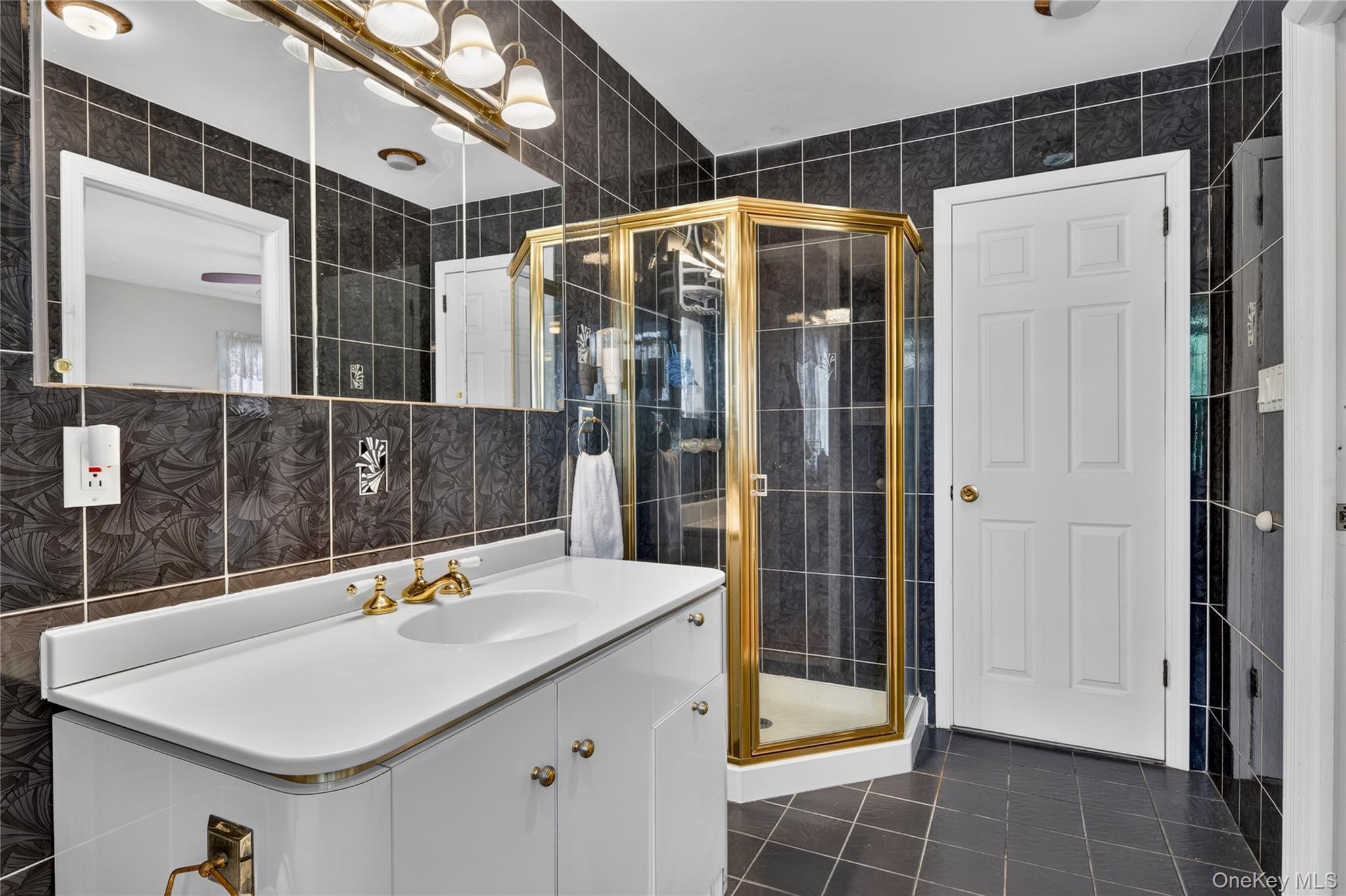 Single Family 46th Avenue Queens, NY 11358, MLS-1055278-16
