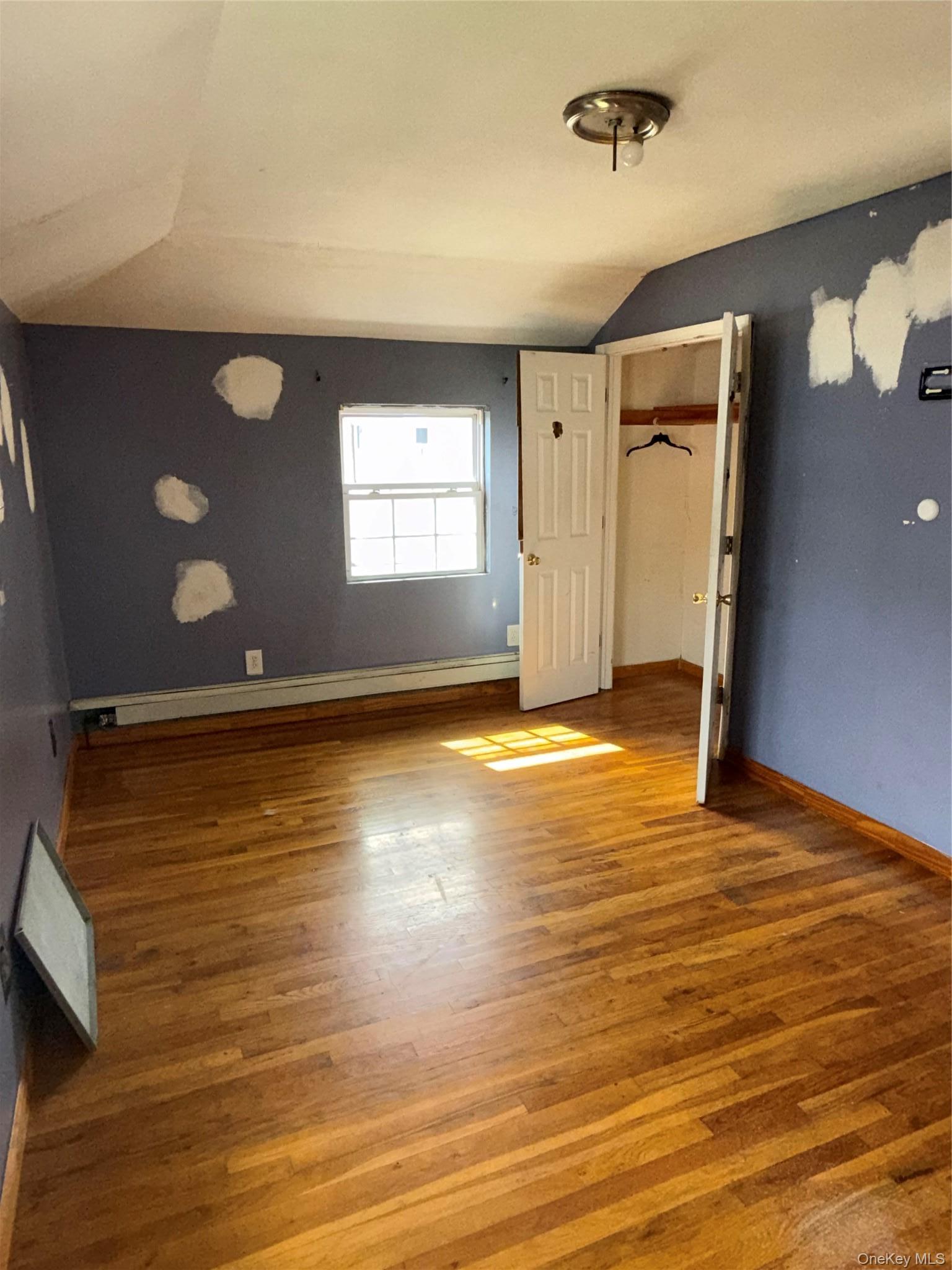Single Family 222nd Street  Queens, NY 11413, MLS-1055298-11