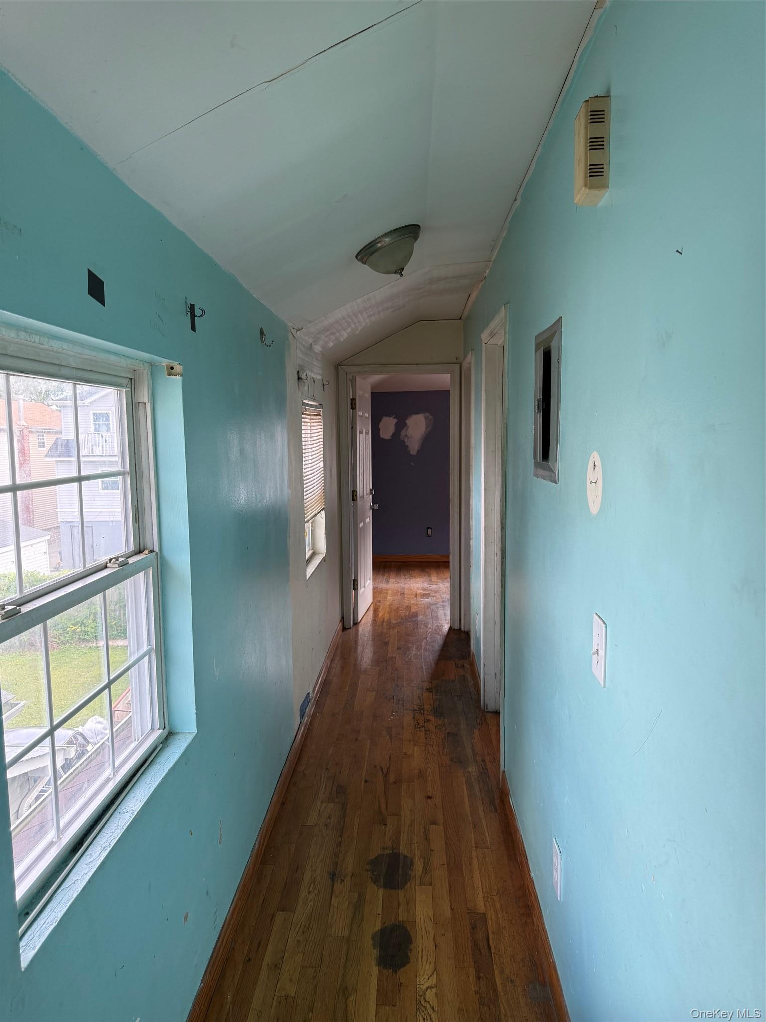 Single Family 222nd Street  Queens, NY 11413, MLS-1055298-4