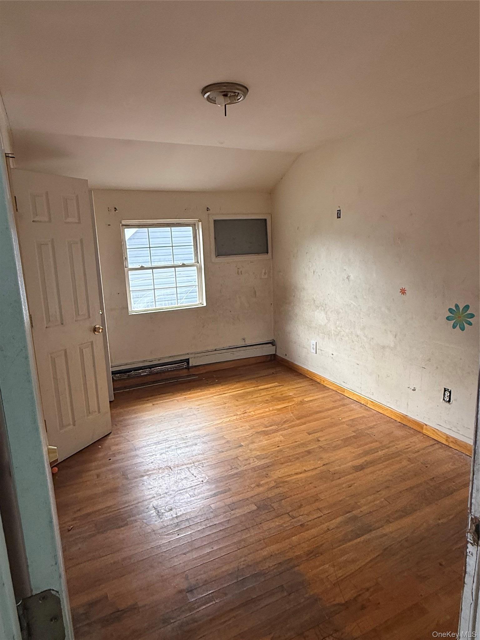 Single Family 222nd Street  Queens, NY 11413, MLS-1055298-7