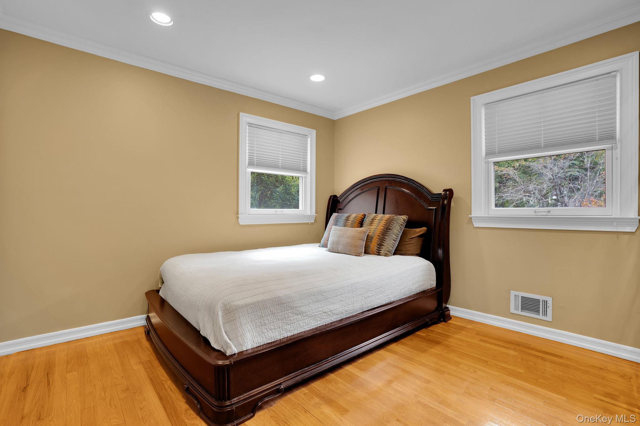Single Family S Pascack Road Rockland County, NY 10977, MLS-1055329-17