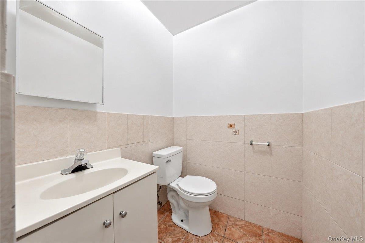 Single Family Arthur Avenue  Bronx, NY 10457, MLS-1055372-7