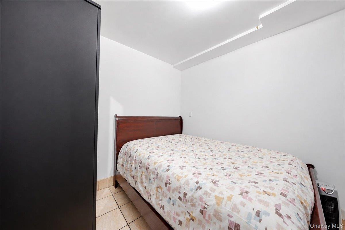 Single Family Arthur Avenue  Bronx, NY 10457, MLS-1055372-9