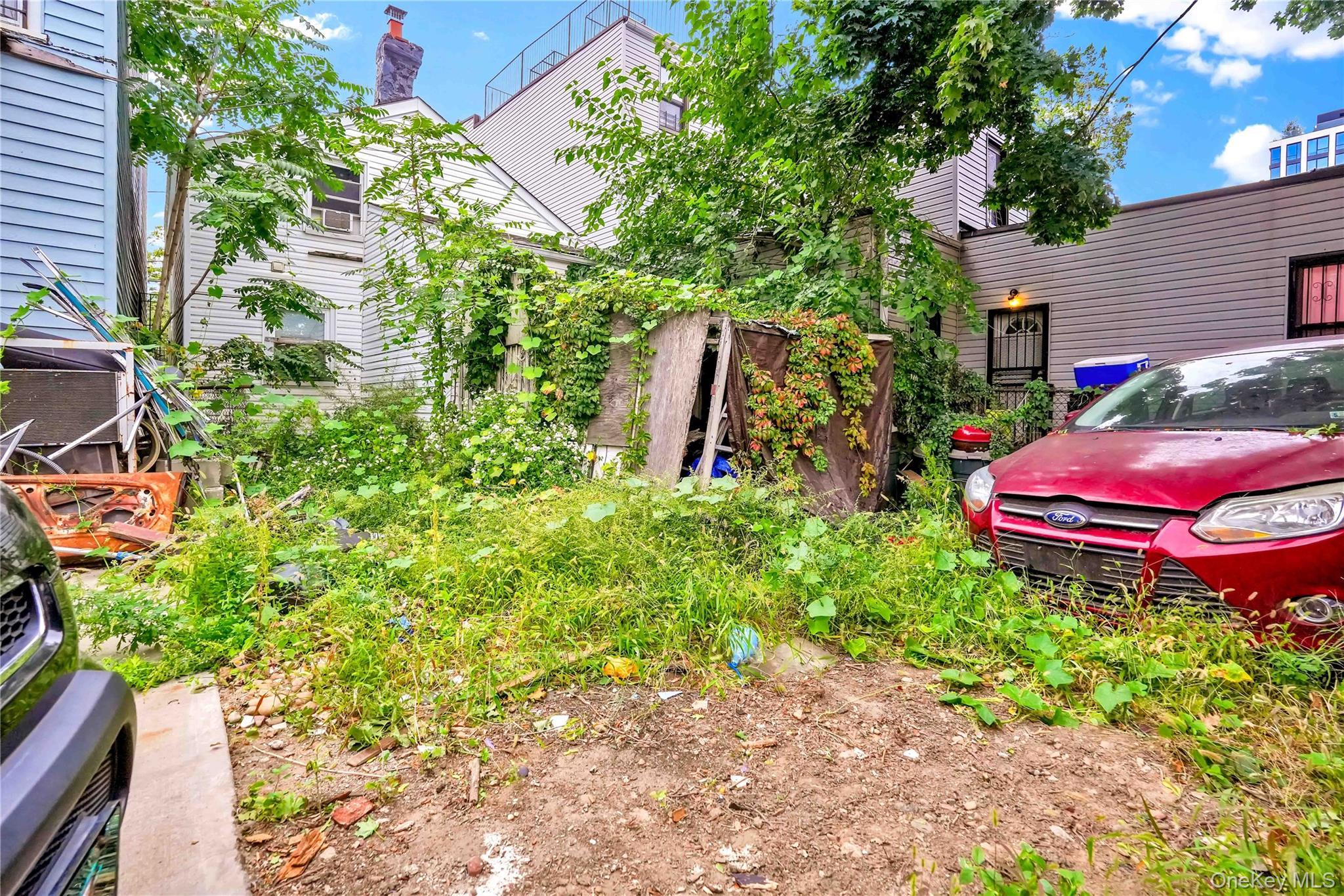 Single Family Schenck Avenue Brooklyn, NY 11207, MLS-1055375-25