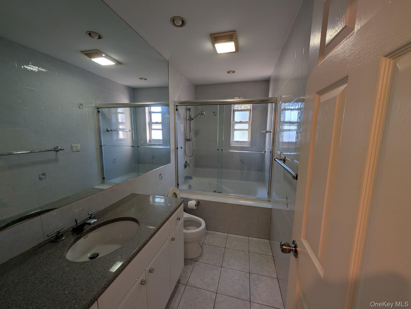Single Family 77th Road Queens, NY 11367, MLS-1055417-5