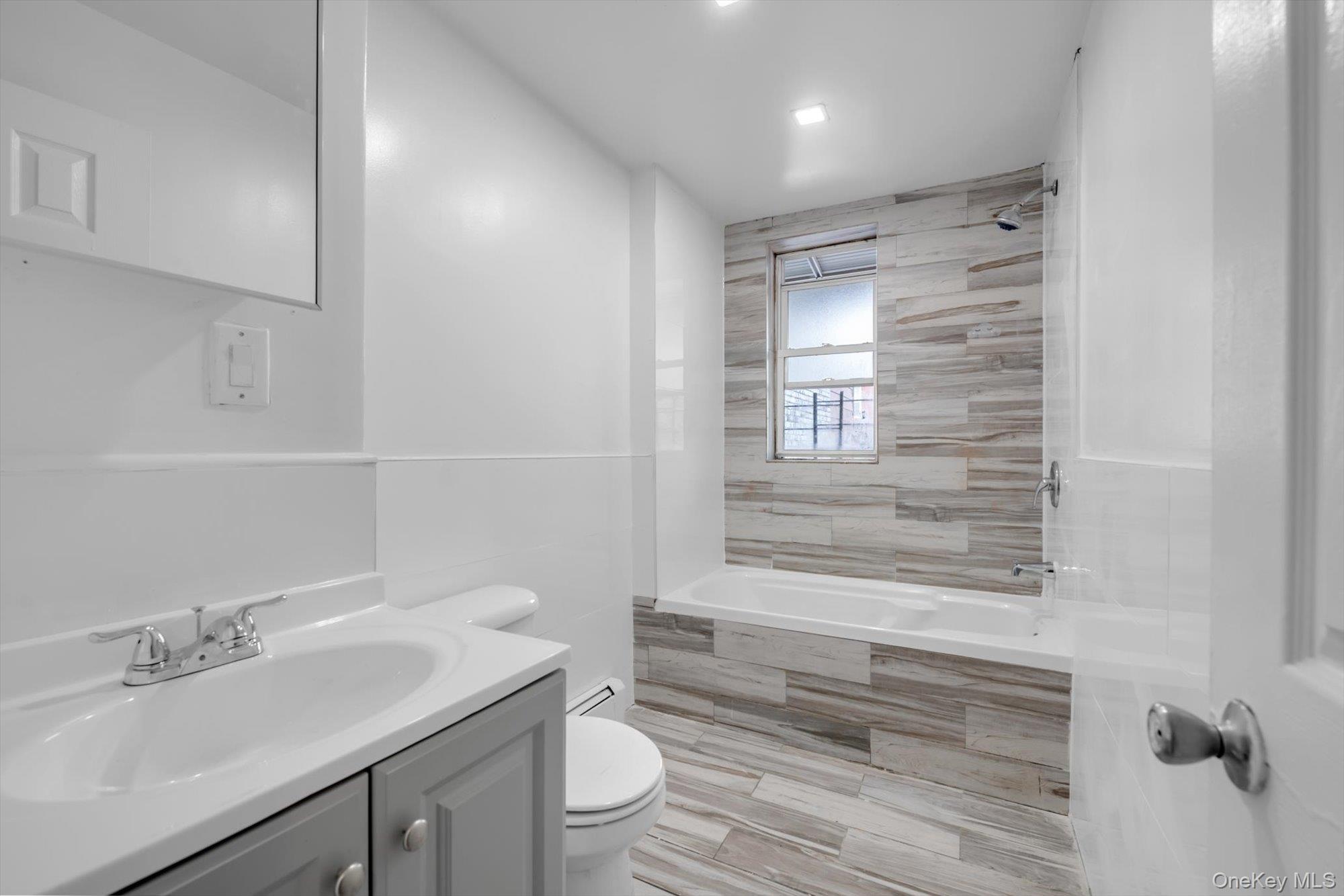 Single Family 105 St  Queens, NY 11369, MLS-1055447-8