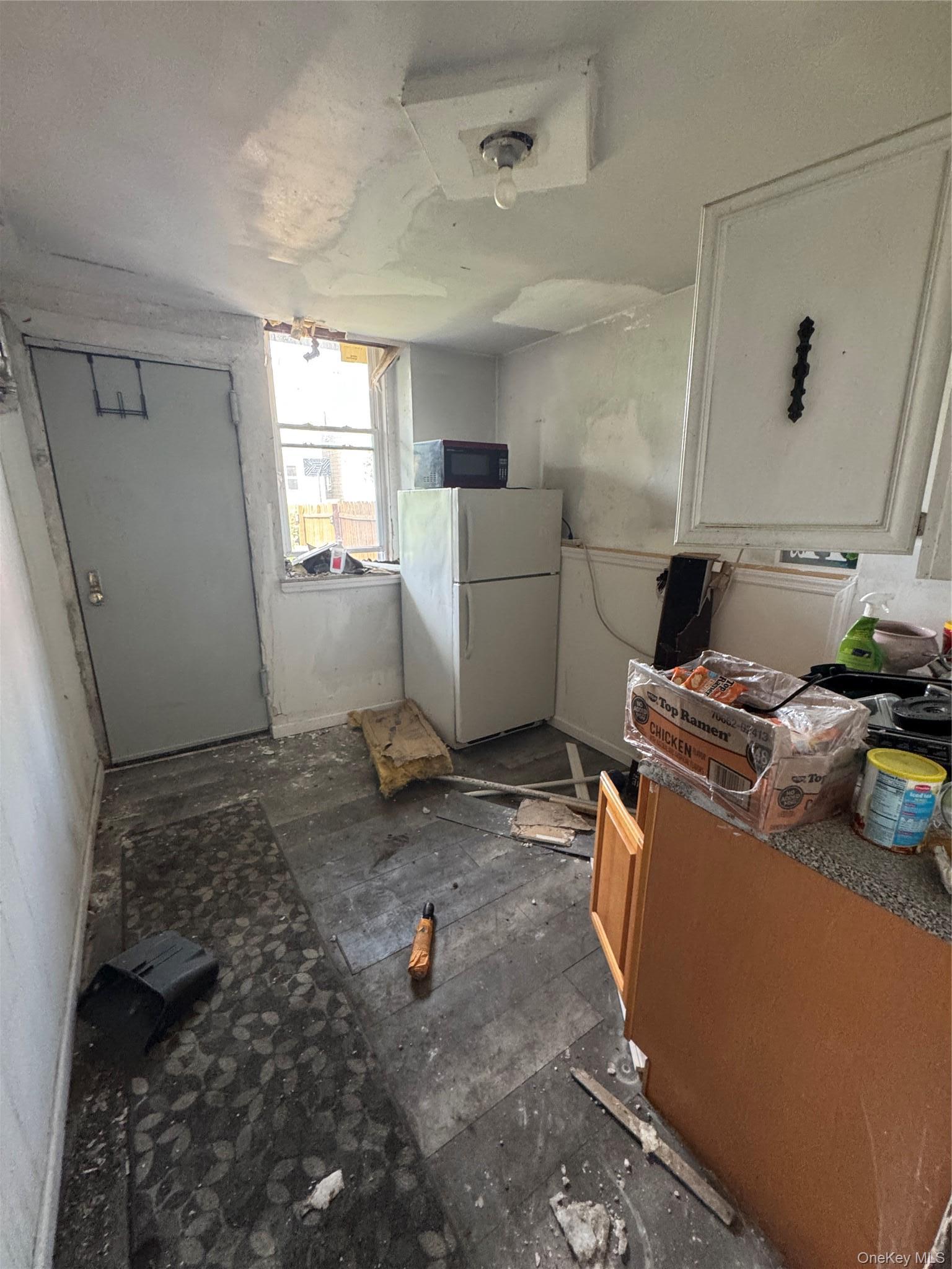 Single Family Baker Avenue Bronx, NY 10460, MLS-1055508-31