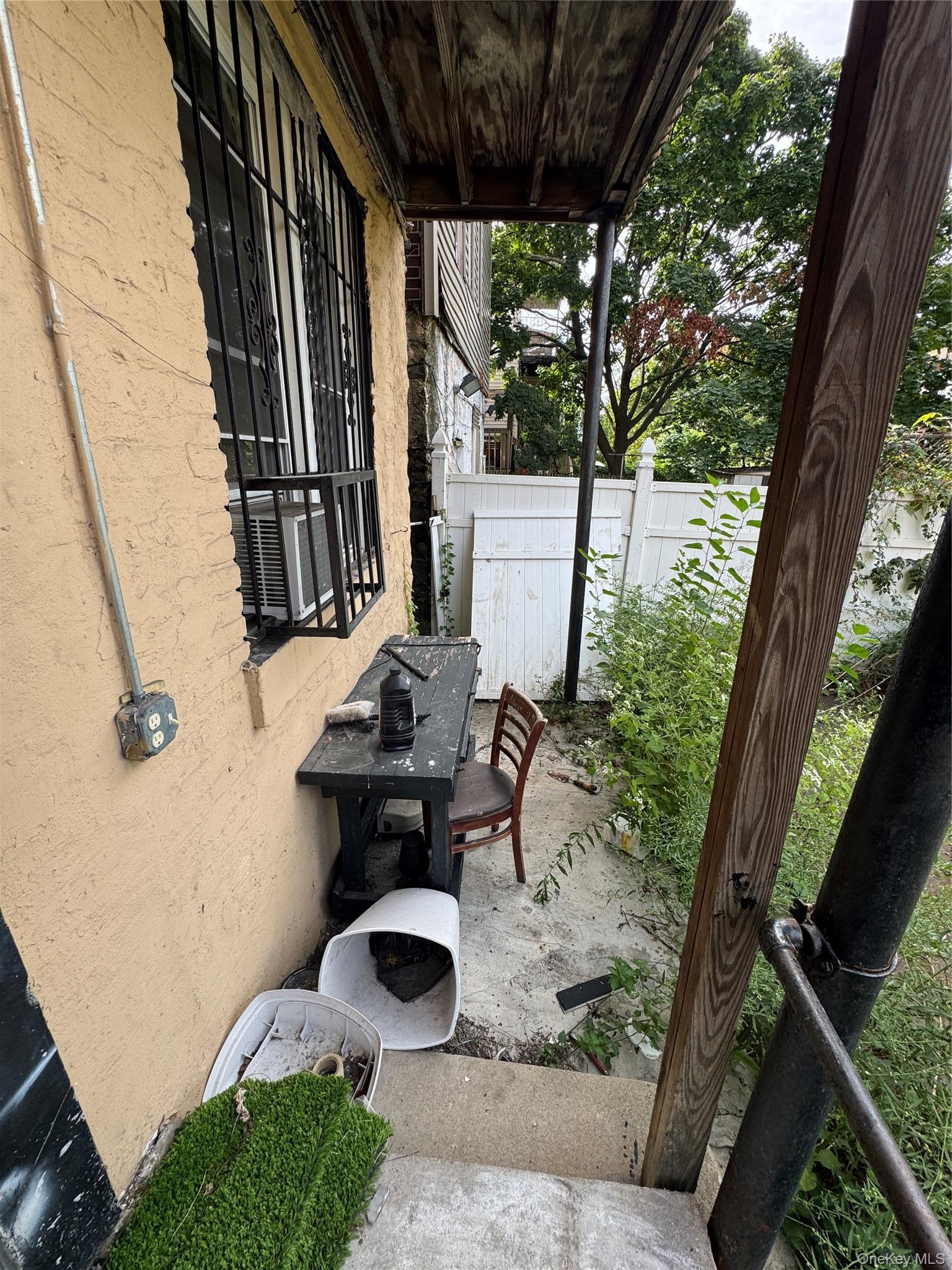 Single Family Baker Avenue Bronx, NY 10460, MLS-1055508-34