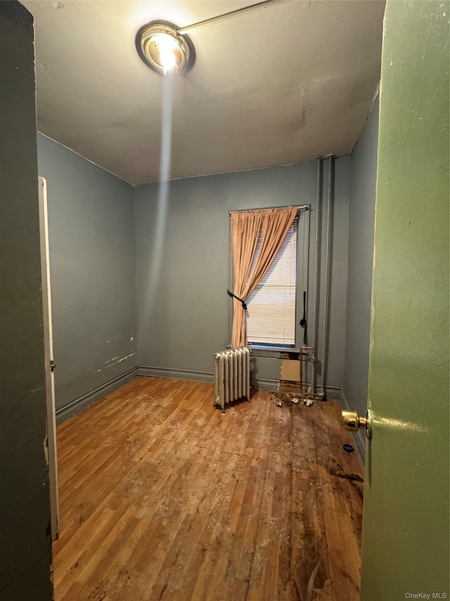 Single Family Baker Avenue Bronx, NY 10460, MLS-1055508-8