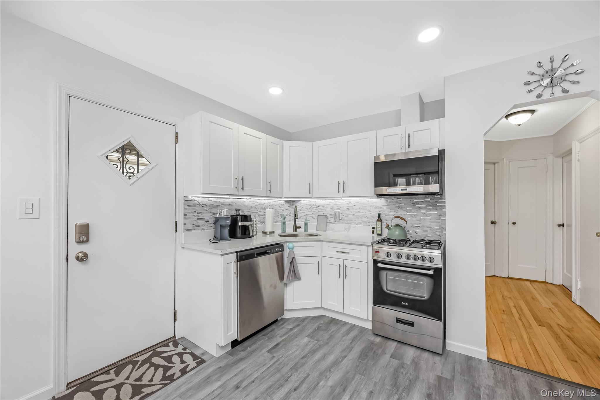 Single Family 120th Avenue Queens, NY 11412, MLS-1055515-3