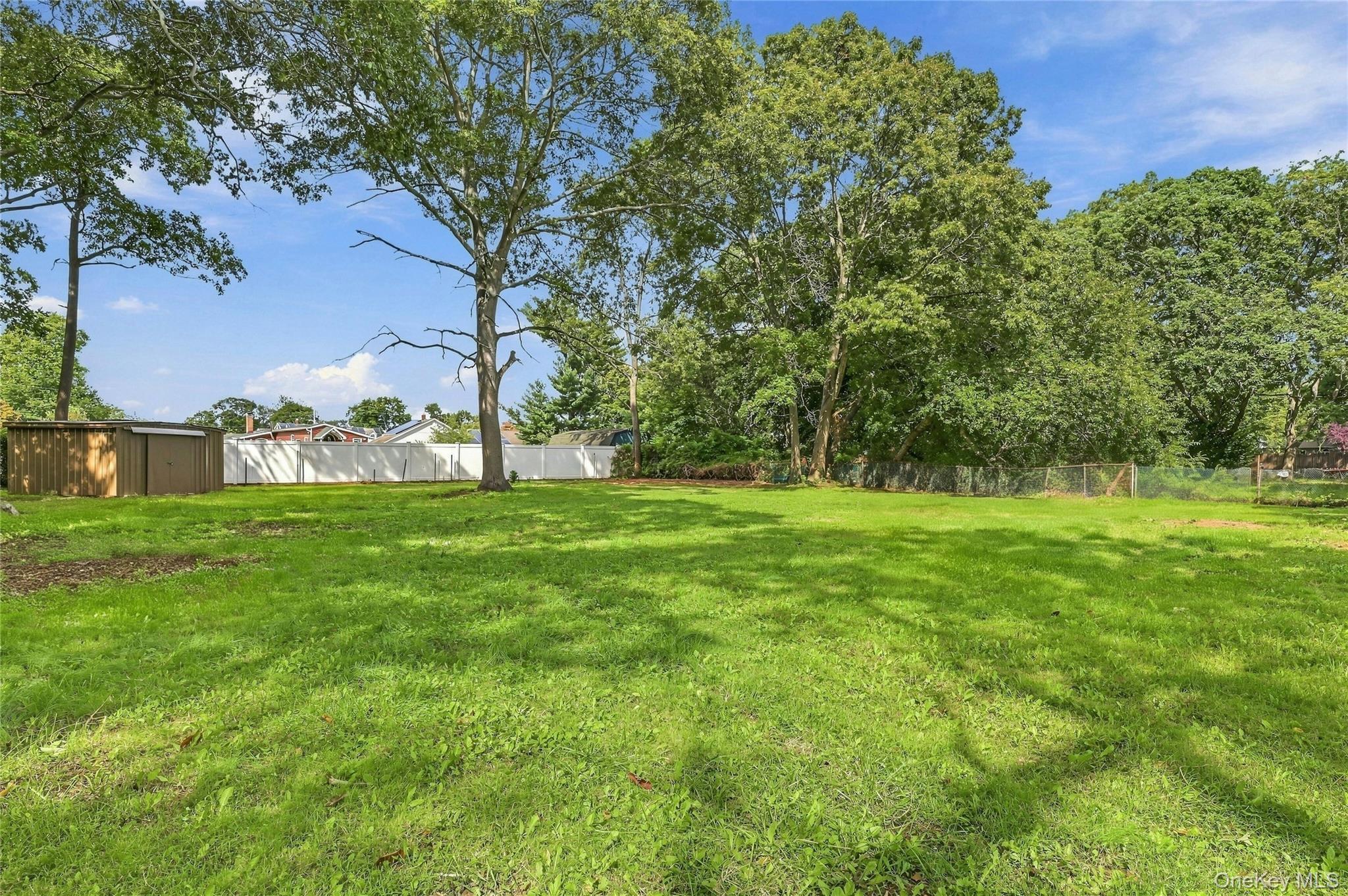 Single Family Tooker Avenue  Suffolk County, NY 11704, MLS-1055529-27