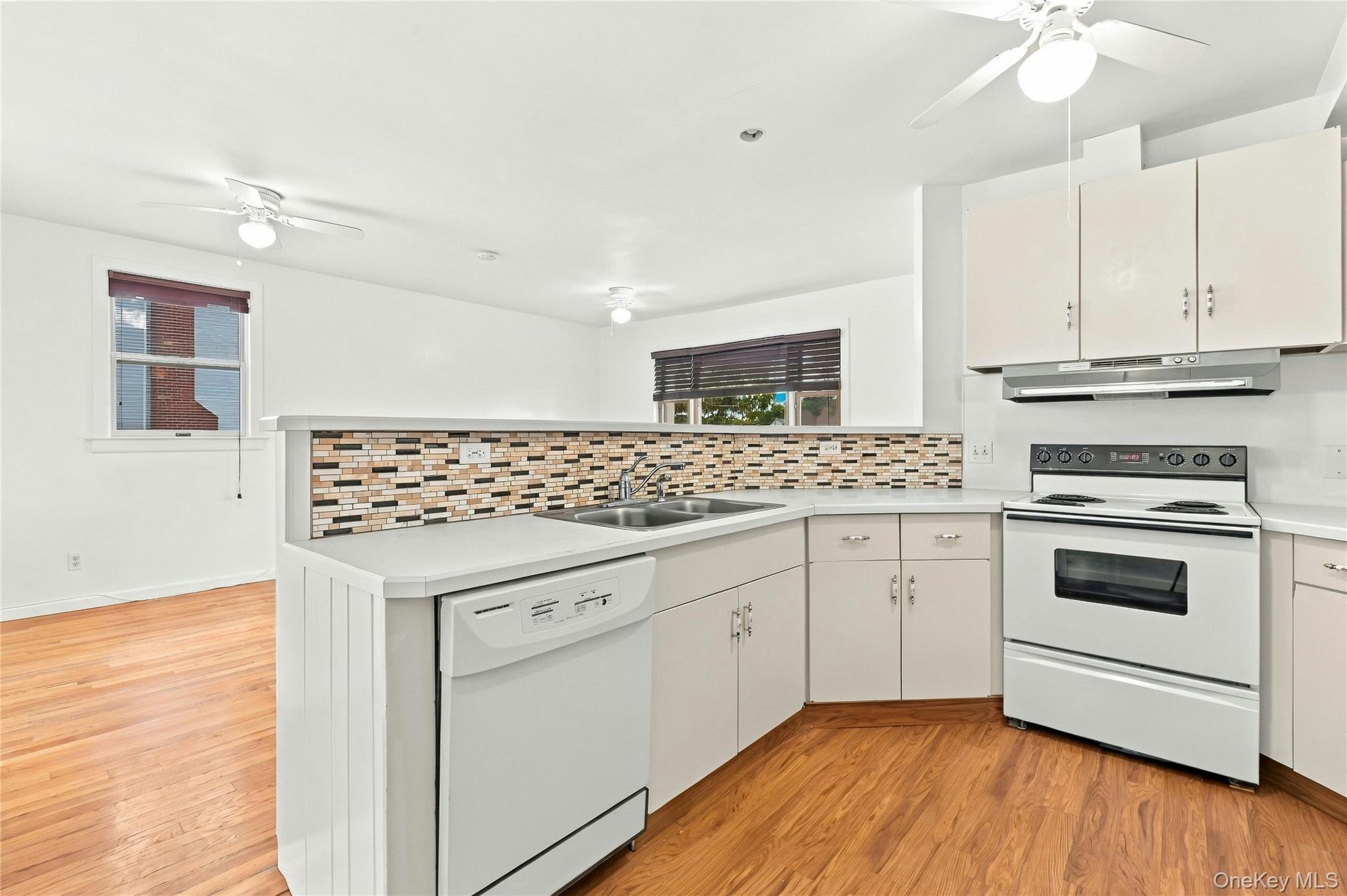 Single Family Tooker Avenue  Suffolk County, NY 11704, MLS-1055529-7
