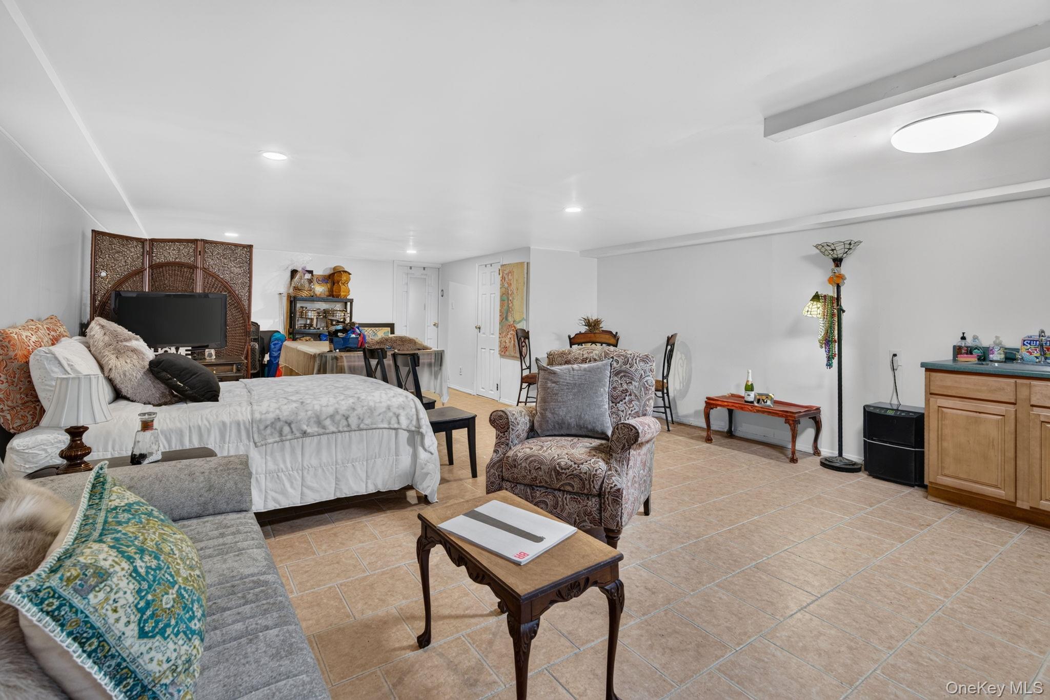 Single Family Bragg Street  Brooklyn, NY 11235, MLS-1055539-11