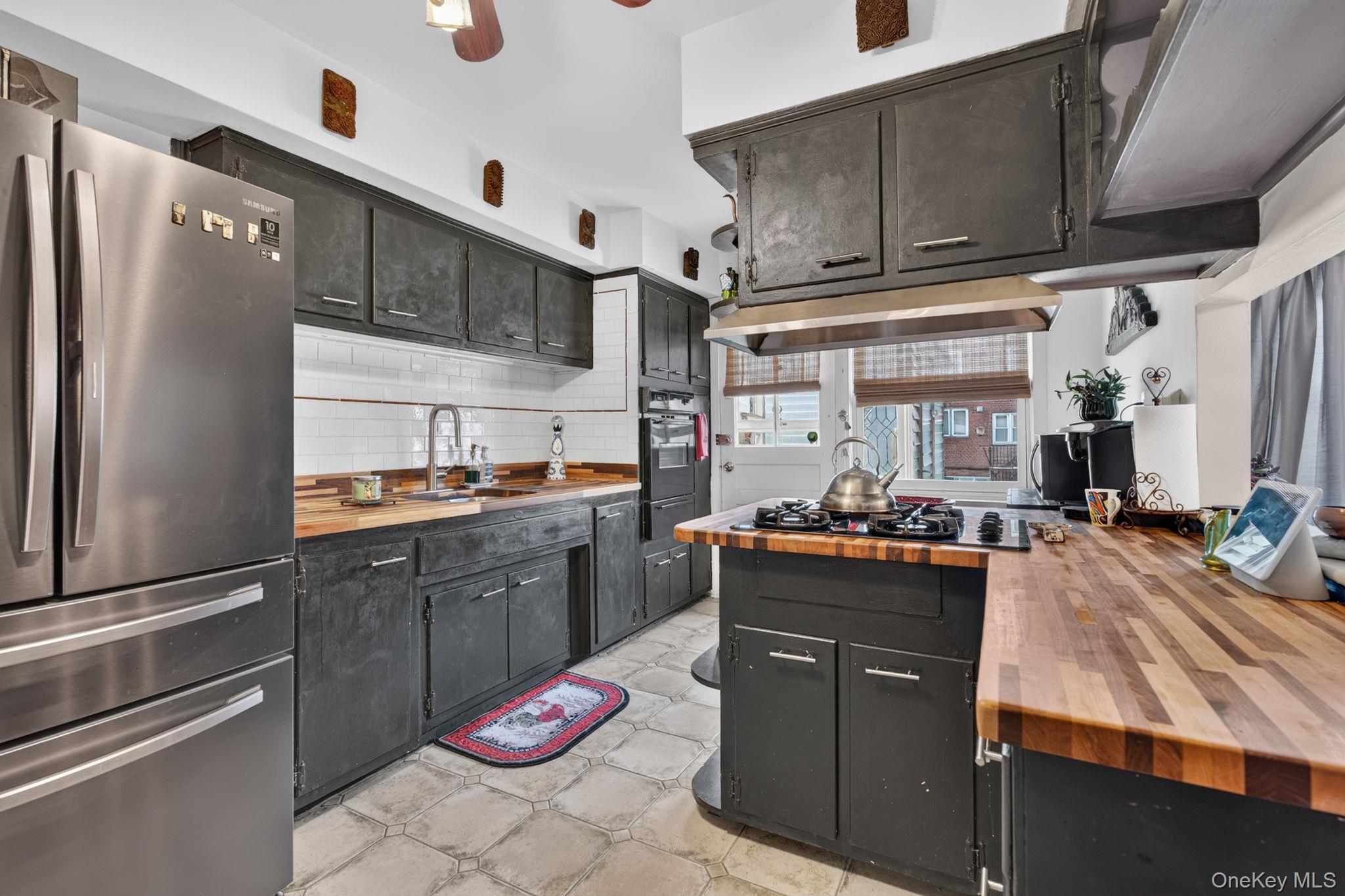 Single Family Bragg Street  Brooklyn, NY 11235, MLS-1055539-15
