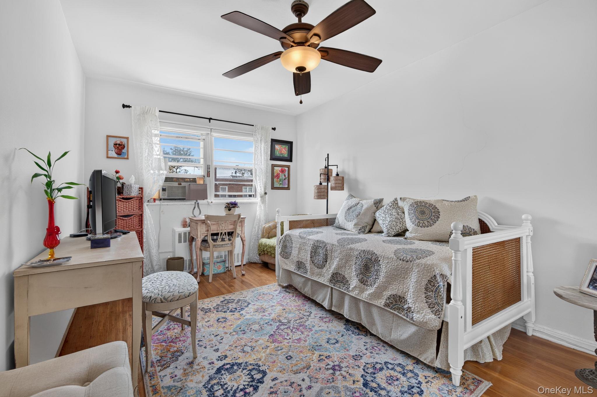Single Family Bragg Street  Brooklyn, NY 11235, MLS-1055539-32