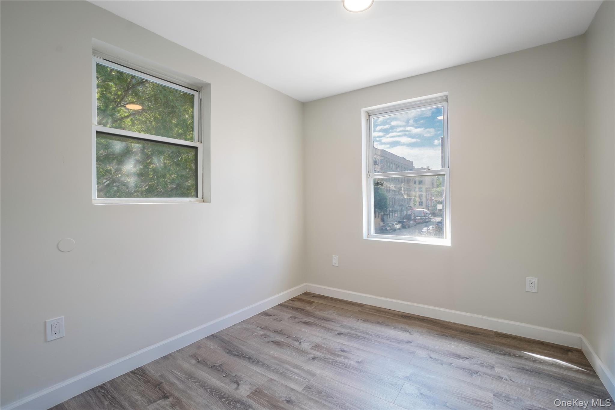 Single Family Oak Terrace Bronx, NY 10454, MLS-1055541-14