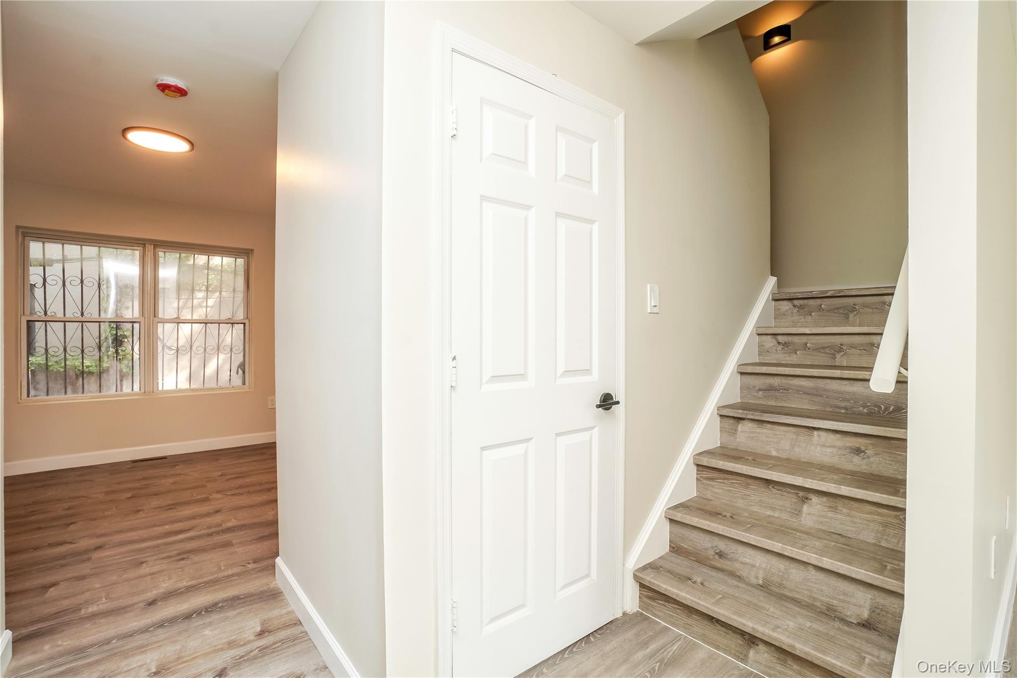 Single Family Oak Terrace Bronx, NY 10454, MLS-1055541-4