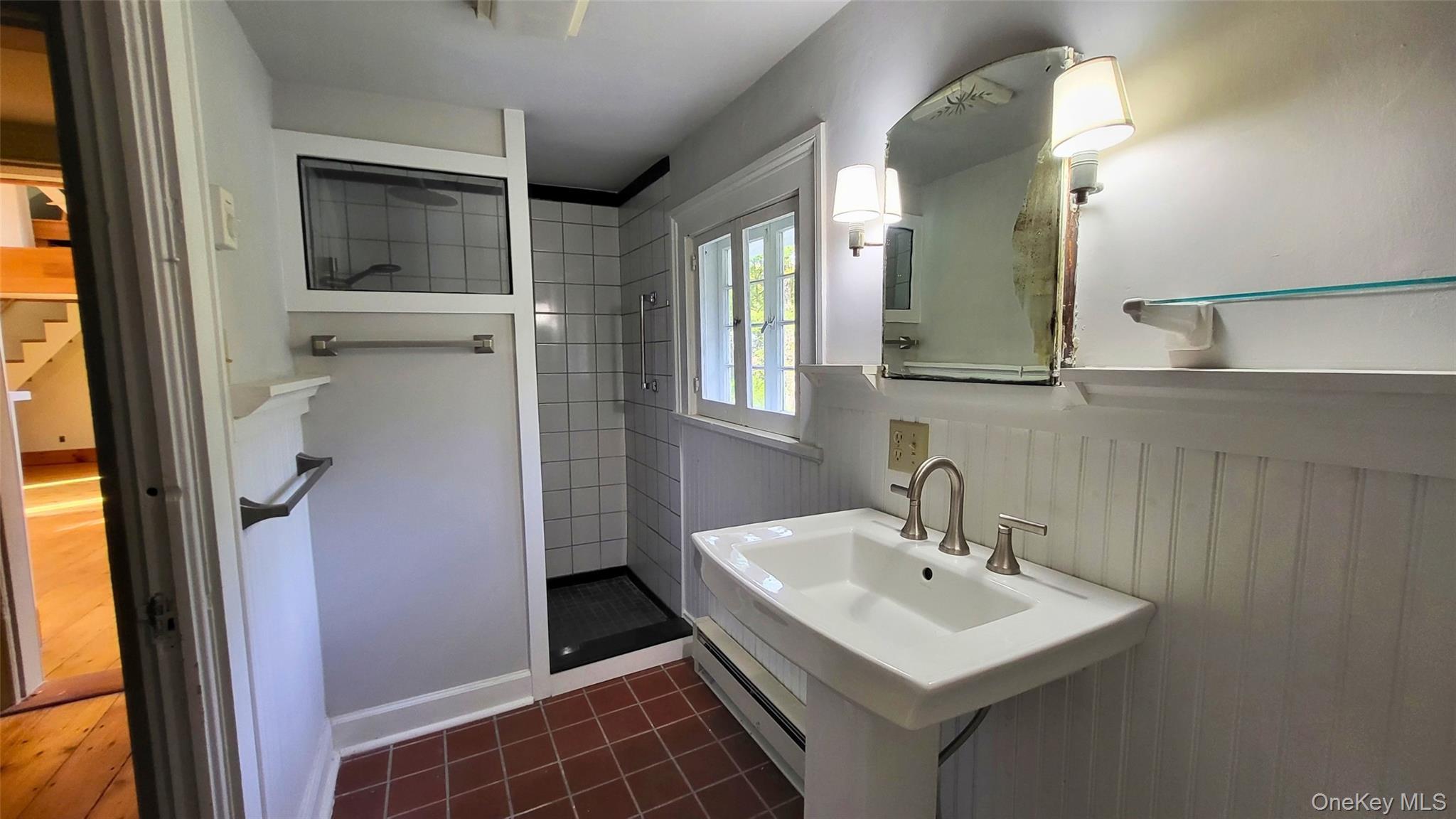 Single Family Devou Lane  Ulster County, NY 12404, MLS-1055557-23