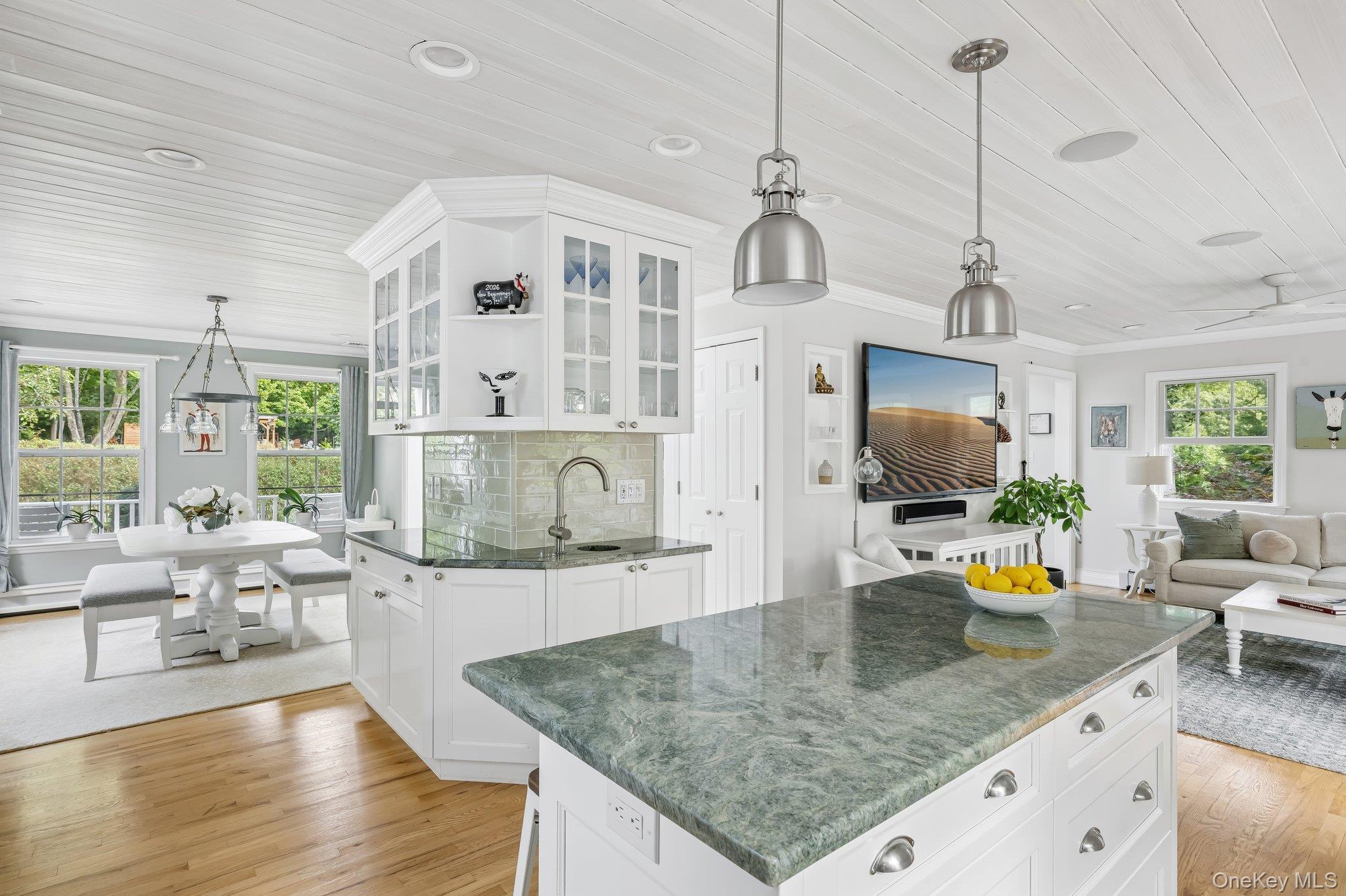 Single Family Andiron Lane  Suffolk County, NY 11719, MLS-1055571-8