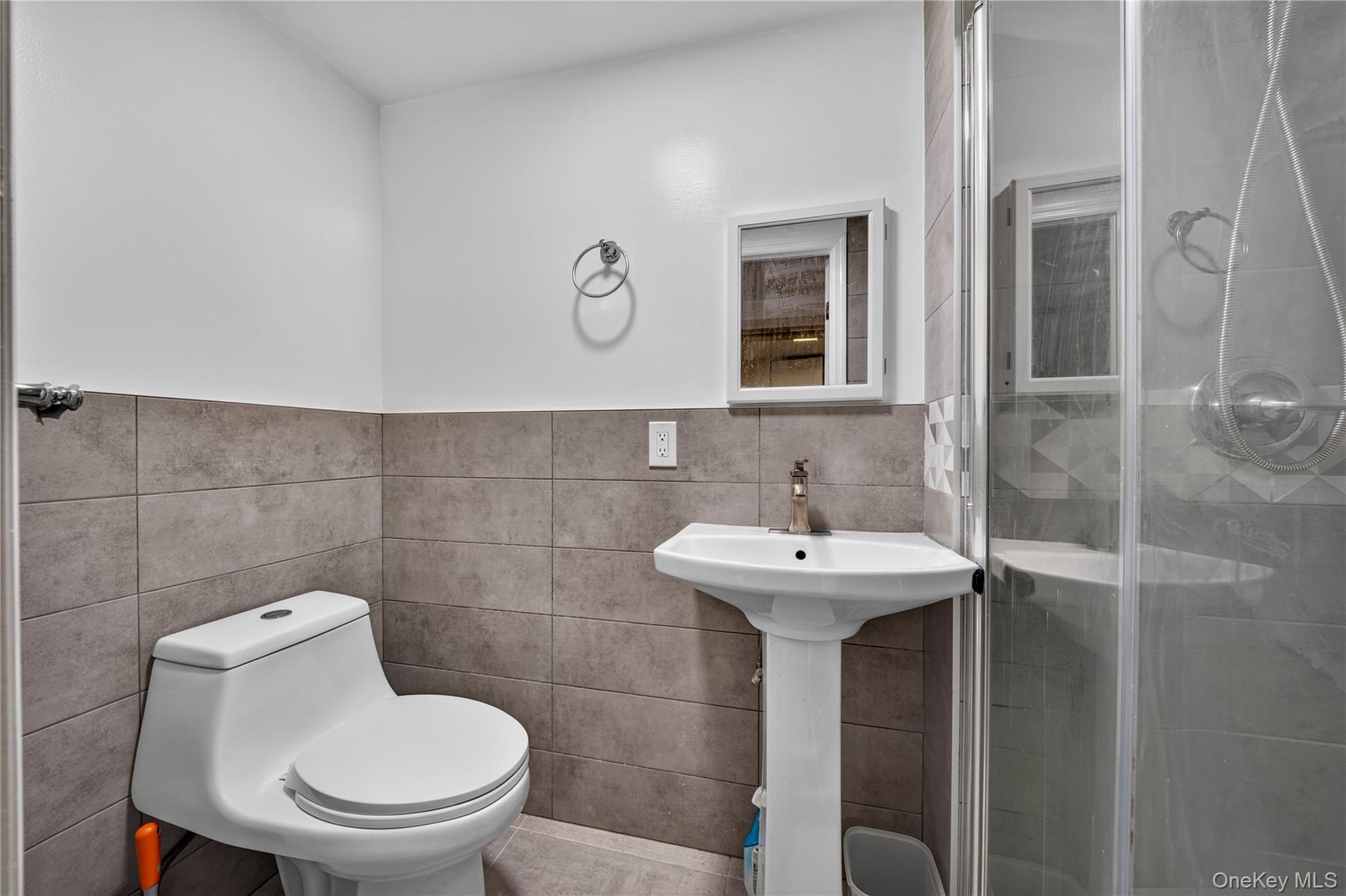 Single Family 24th Avenue Queens, NY 11357, MLS-1055625-11