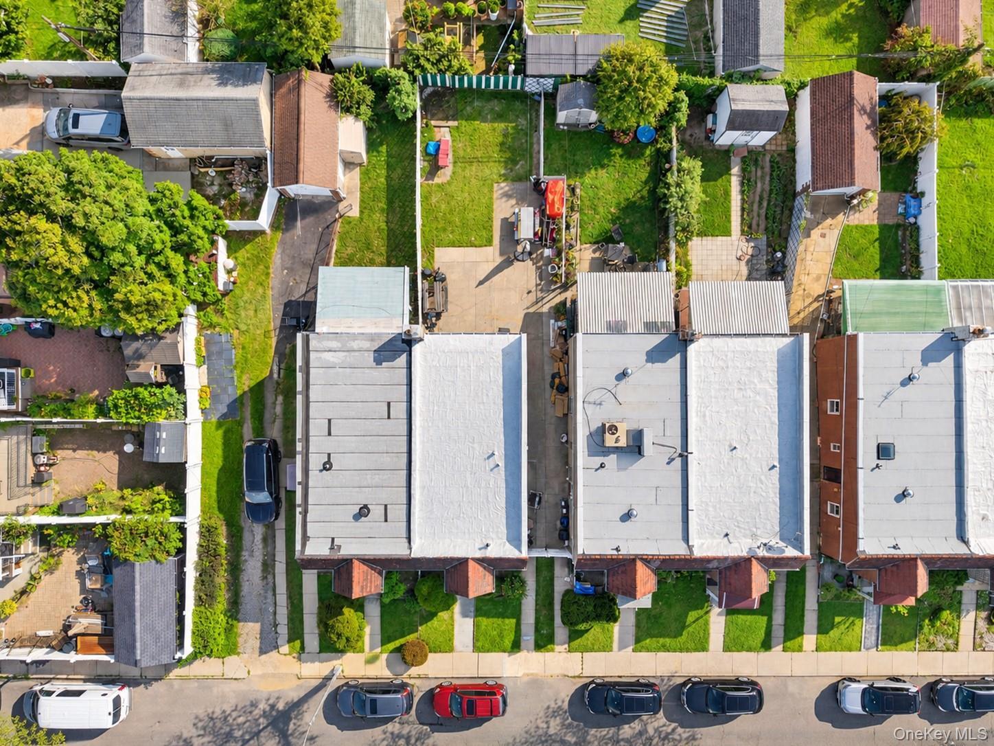 Single Family 24th Avenue Queens, NY 11357, MLS-1055625-17