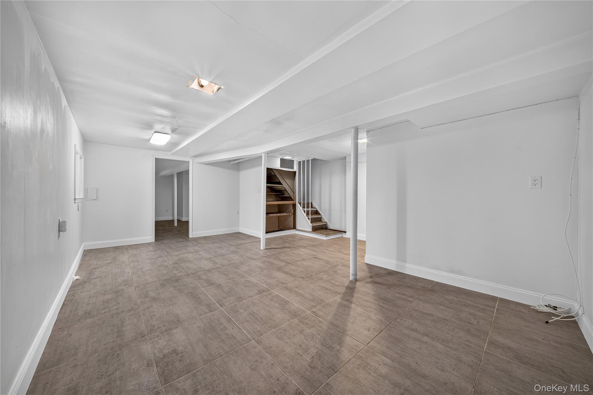 Single Family 24th Avenue Queens, NY 11357, MLS-1055625-9