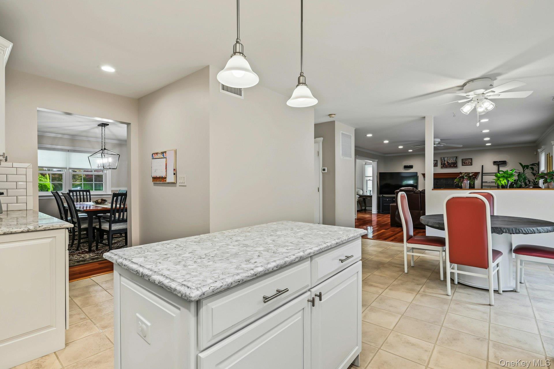 Single Family Layton Lane  Suffolk County, NY 11720, MLS-1055661-25