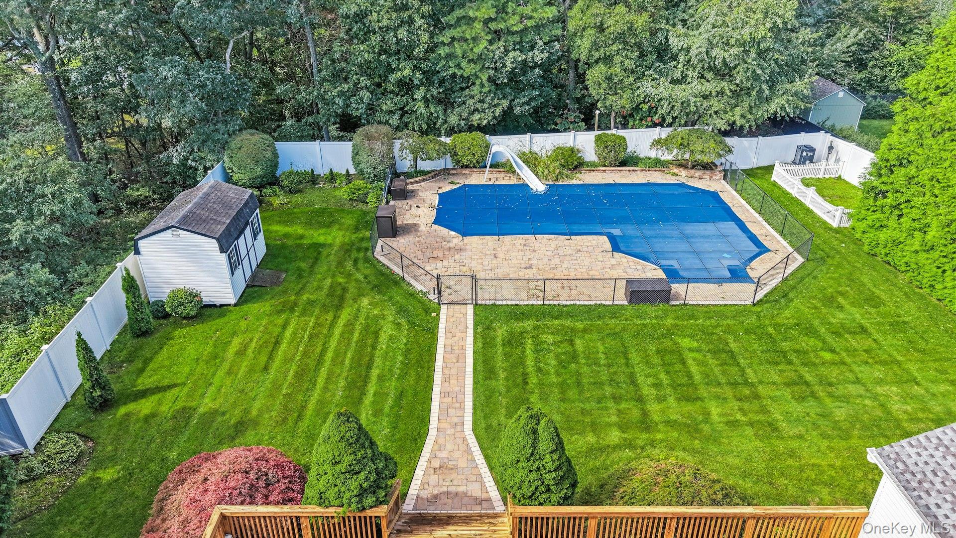 Single Family Layton Lane  Suffolk County, NY 11720, MLS-1055661-46