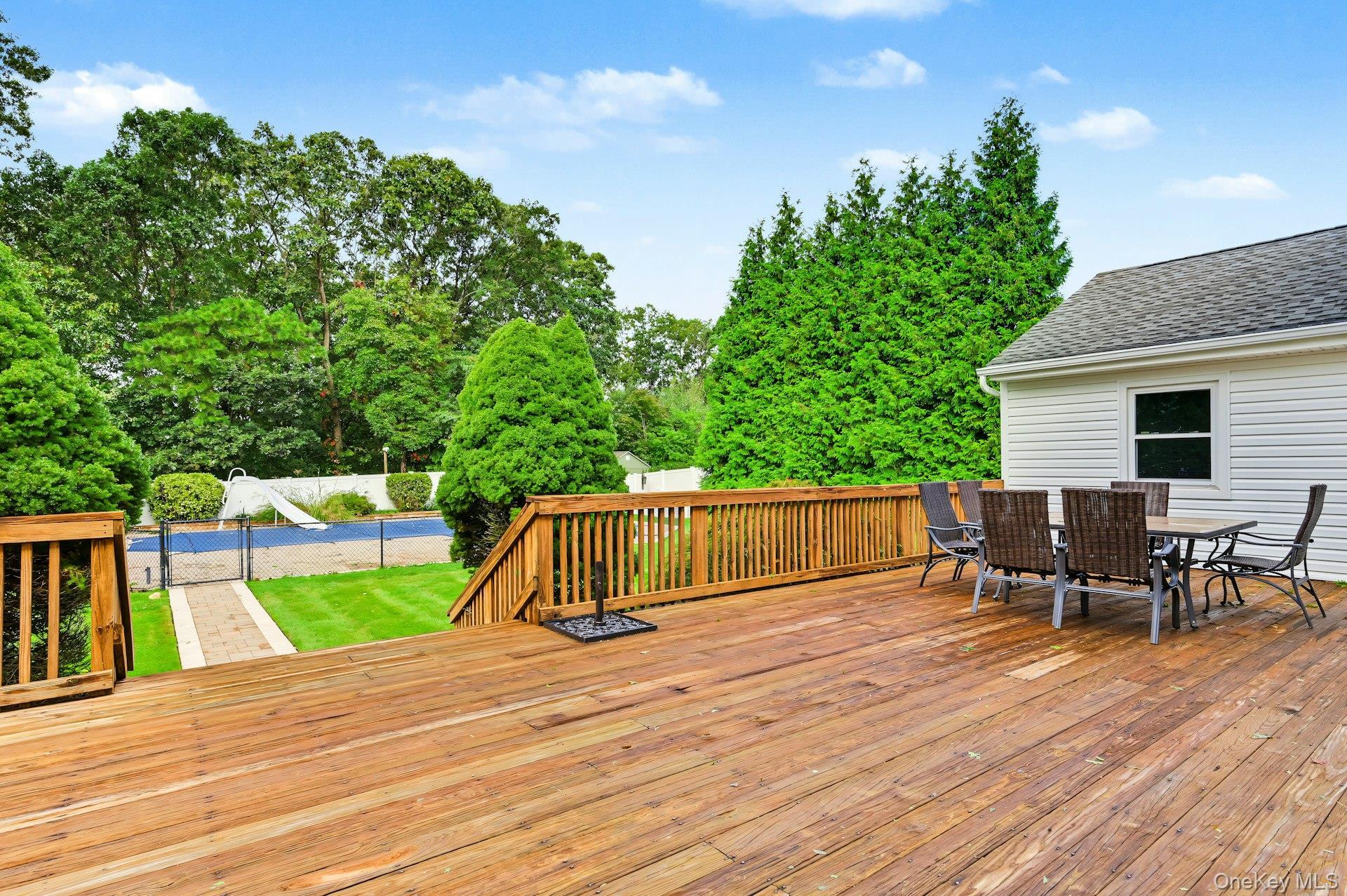 Single Family Layton Lane  Suffolk County, NY 11720, MLS-1055661-8