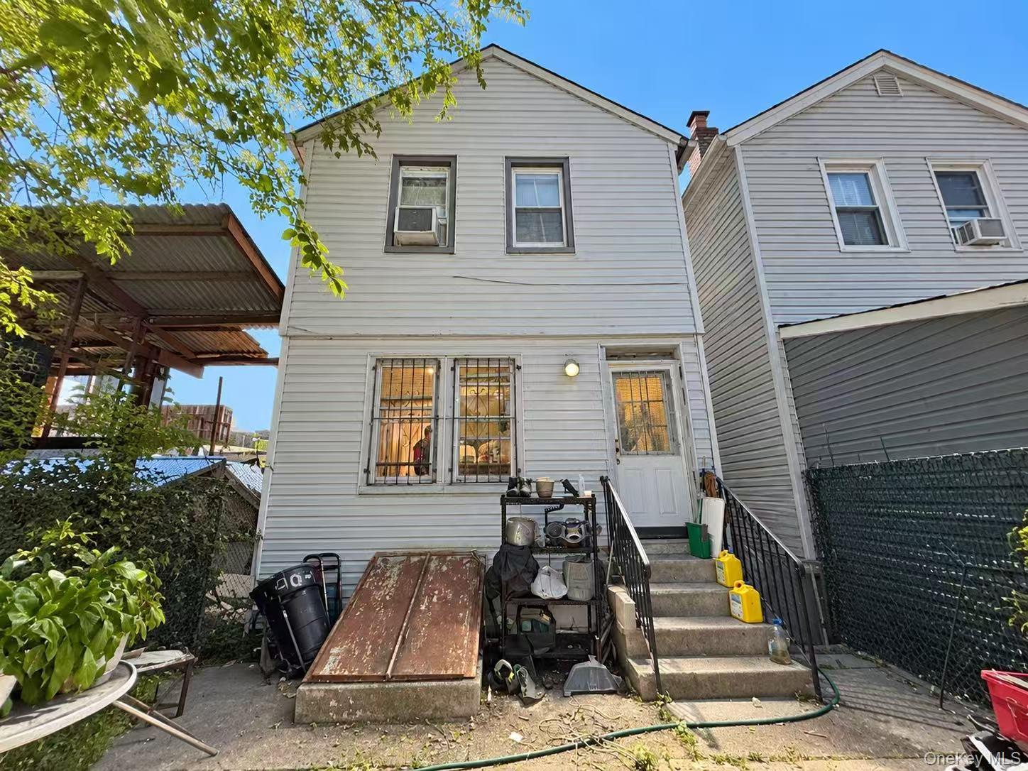 Single Family 178th Street Queens, NY 11432, MLS-1055672-2