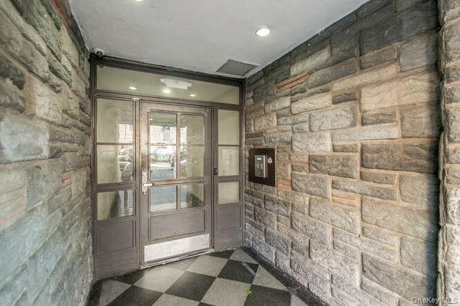 Coop Cruger Avenue Bronx, NY 10467, MLS-1055704-3