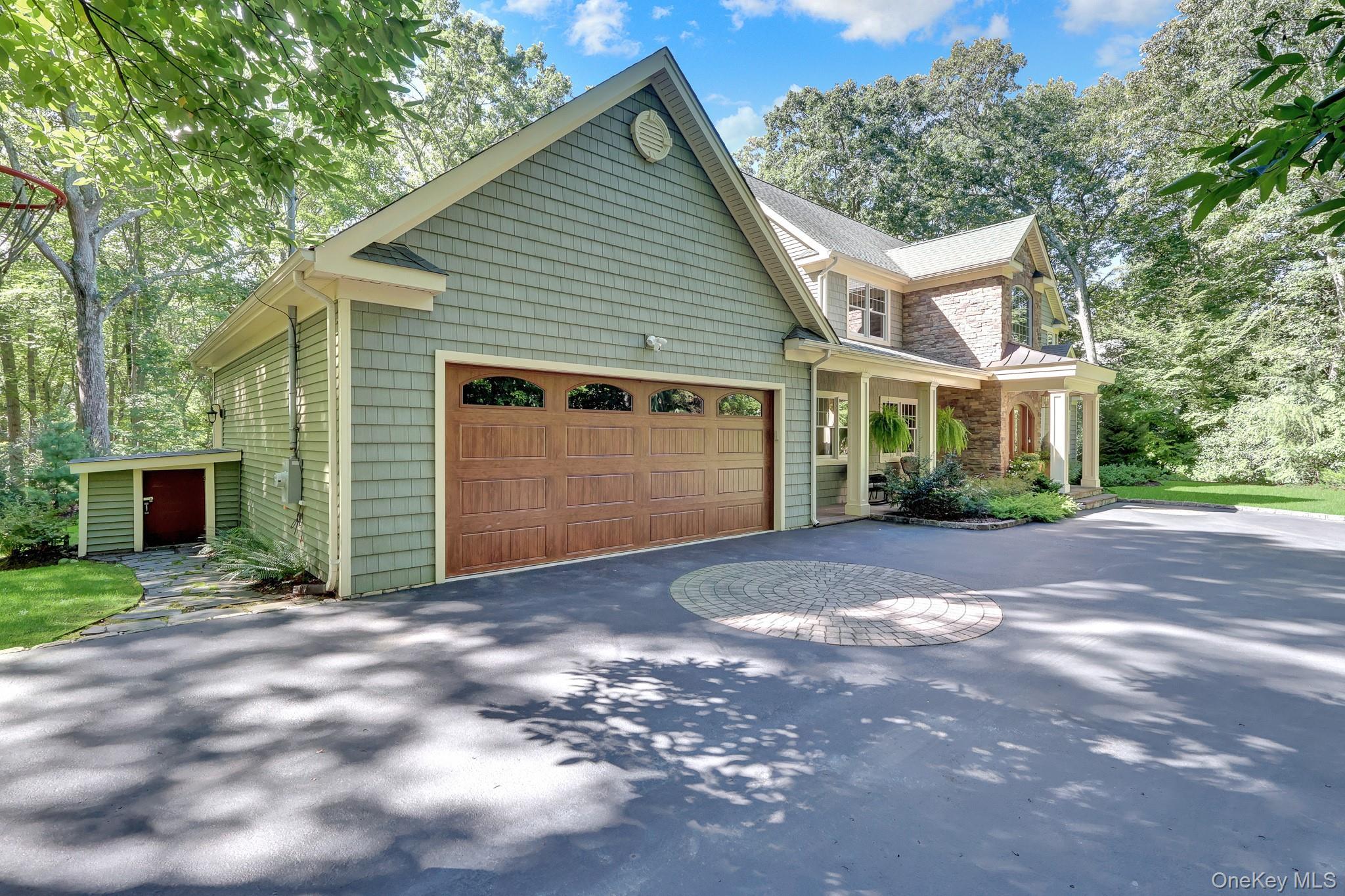 Single Family Bell Circle  Suffolk County, NY 11777, MLS-1055738-42