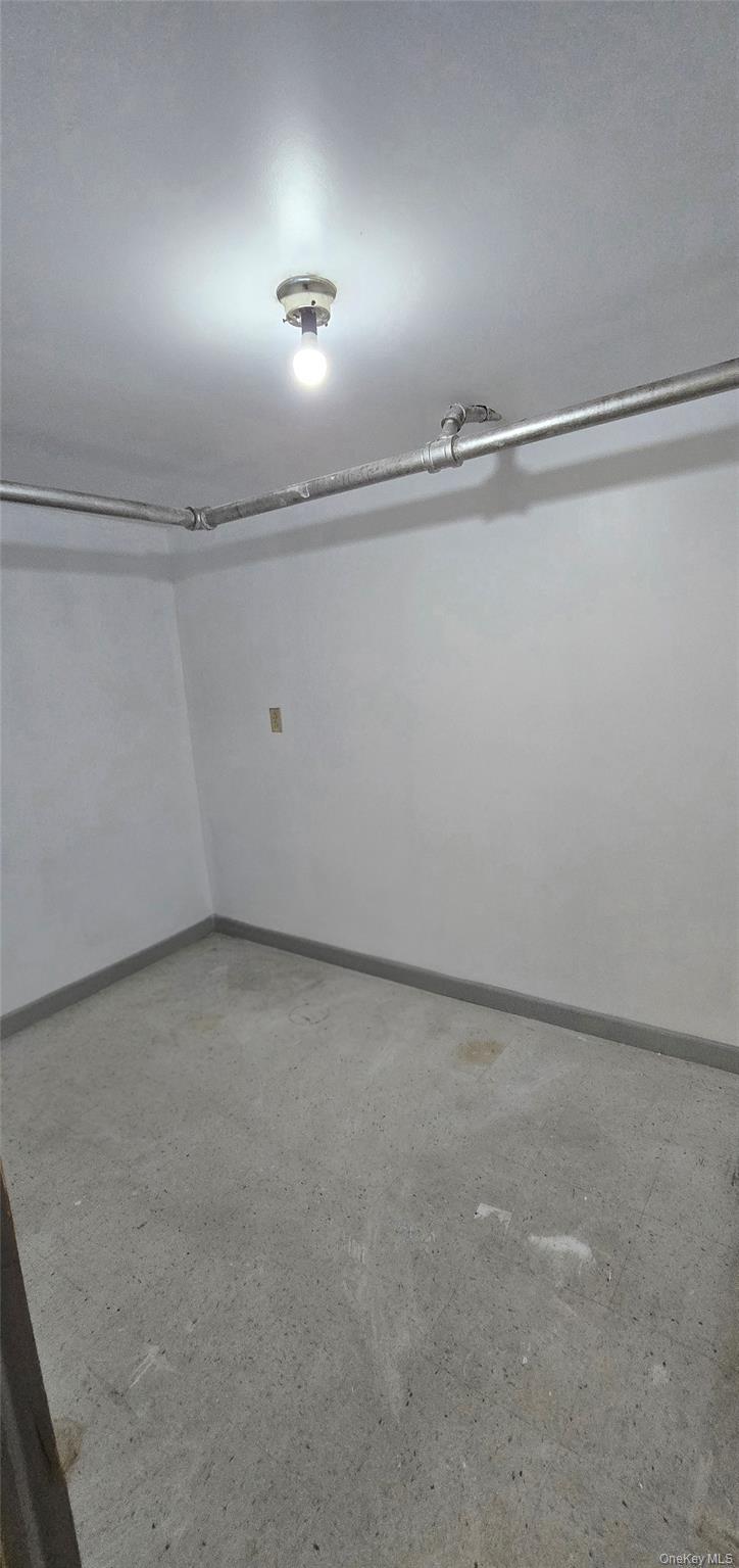 Single Family Richland Avenue  Queens, NY 11364, MLS-1055768-14