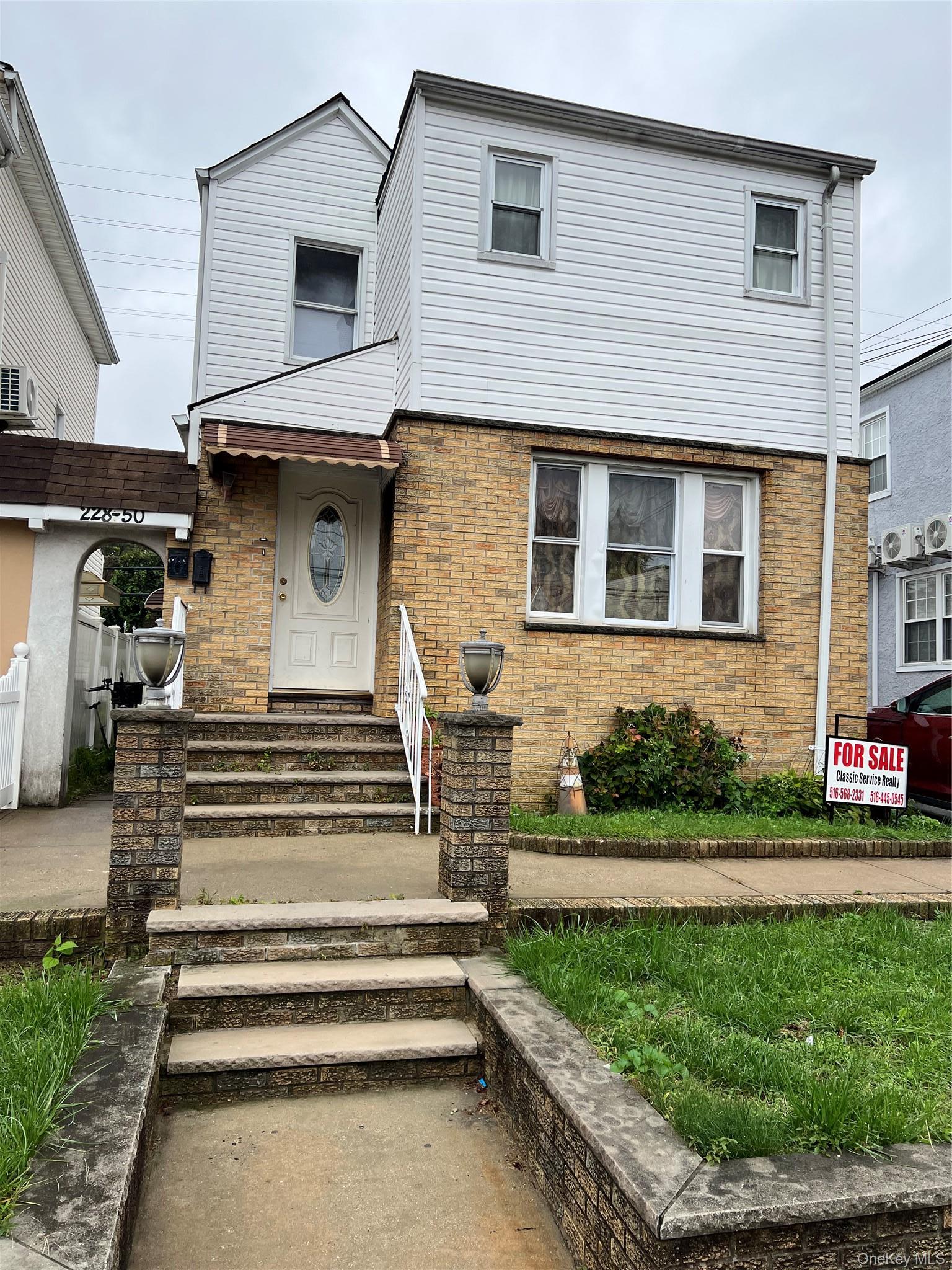 Single Family Mentone Avenue  Queens, NY 11413, MLS-1055769-3