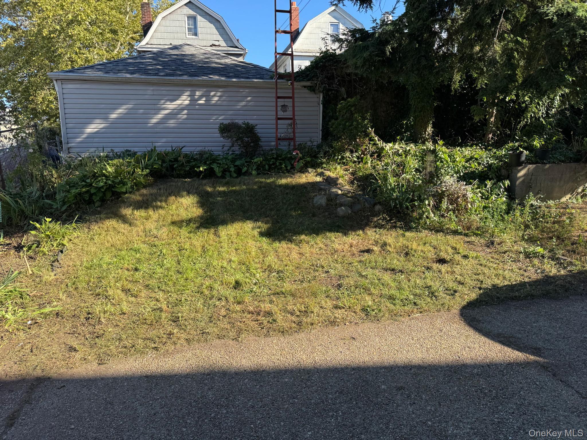 Single Family 53rd Avenue  Queens, NY 11373, MLS-1055825-4