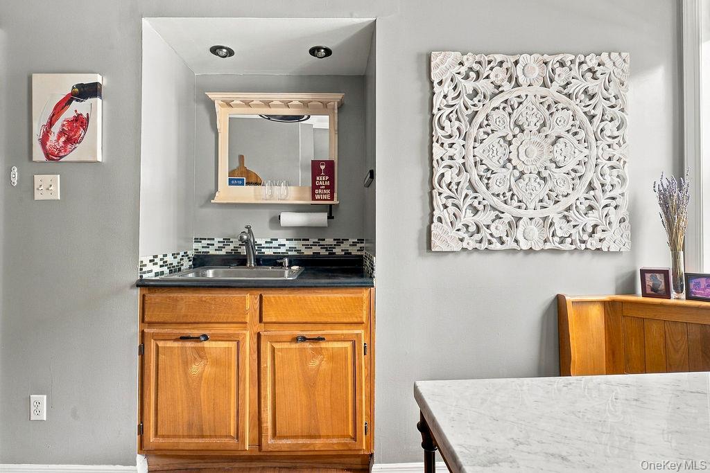 Single Family Devoe Street  Brooklyn, NY 11211, MLS-1055840-10
