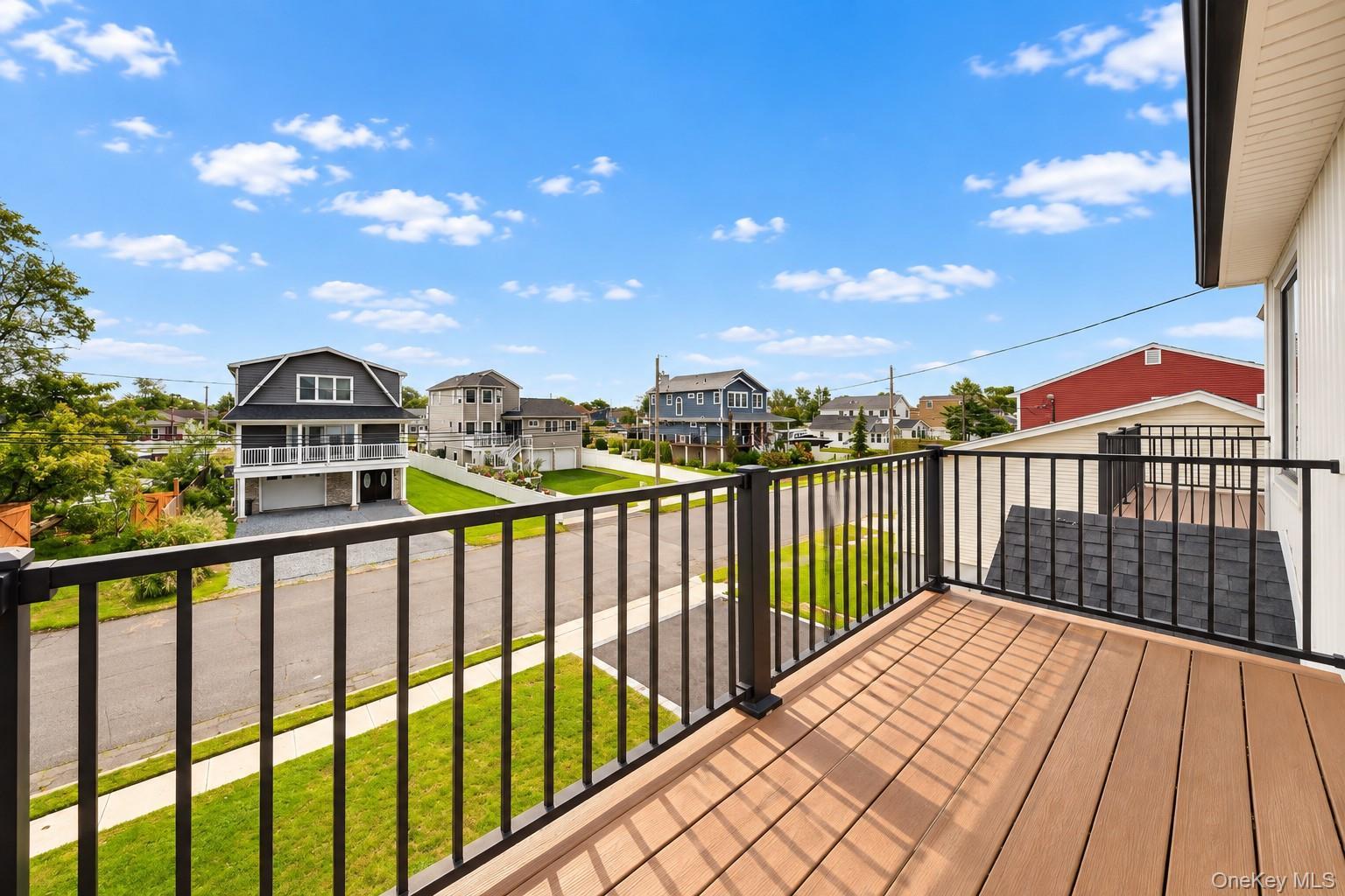 Single Family Pecan Street Suffolk County, NY 11757, MLS-1055865-31
