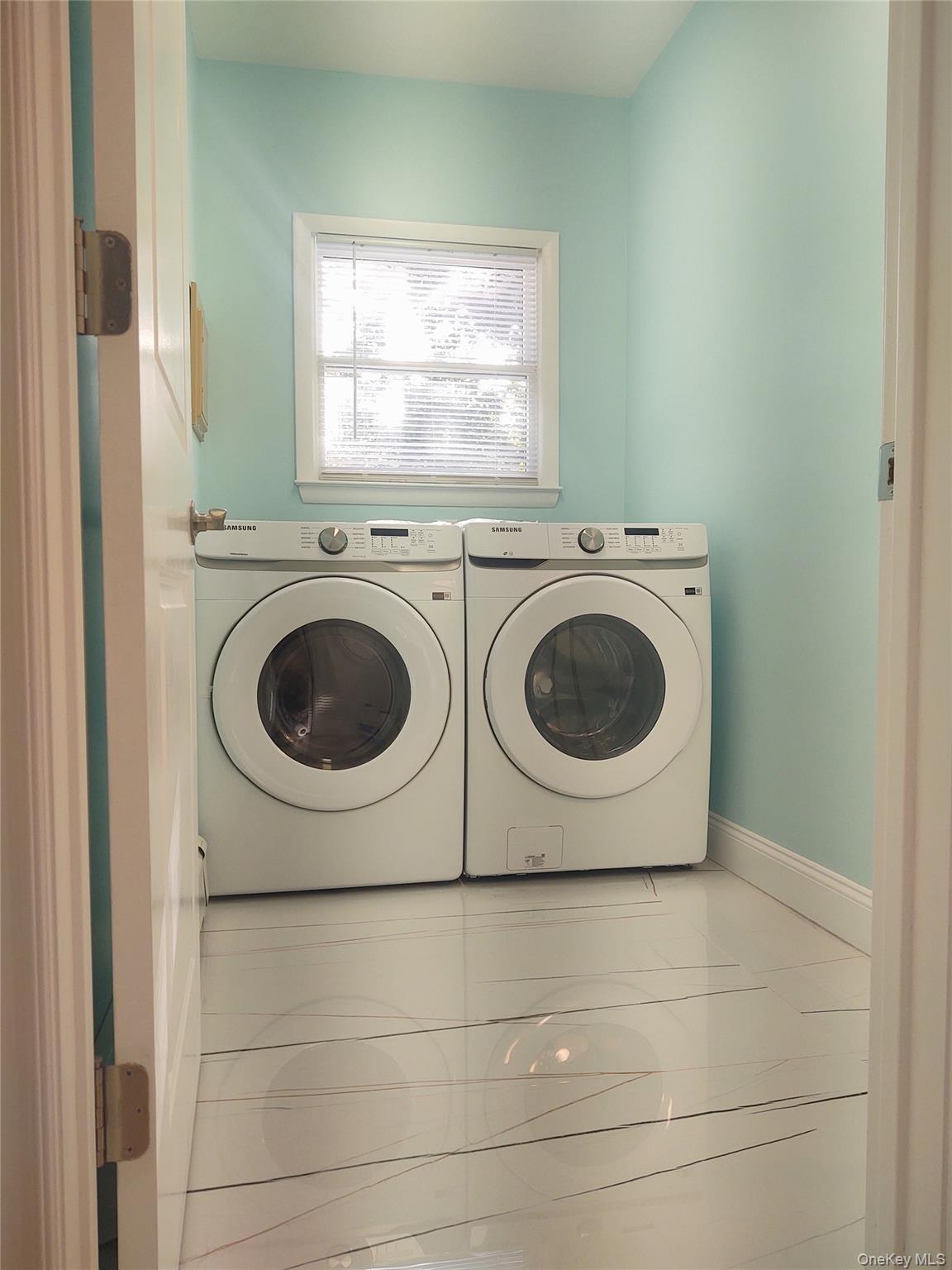 Single Family The Boulevard  Nassau County, NY 11579, MLS-1055869-13