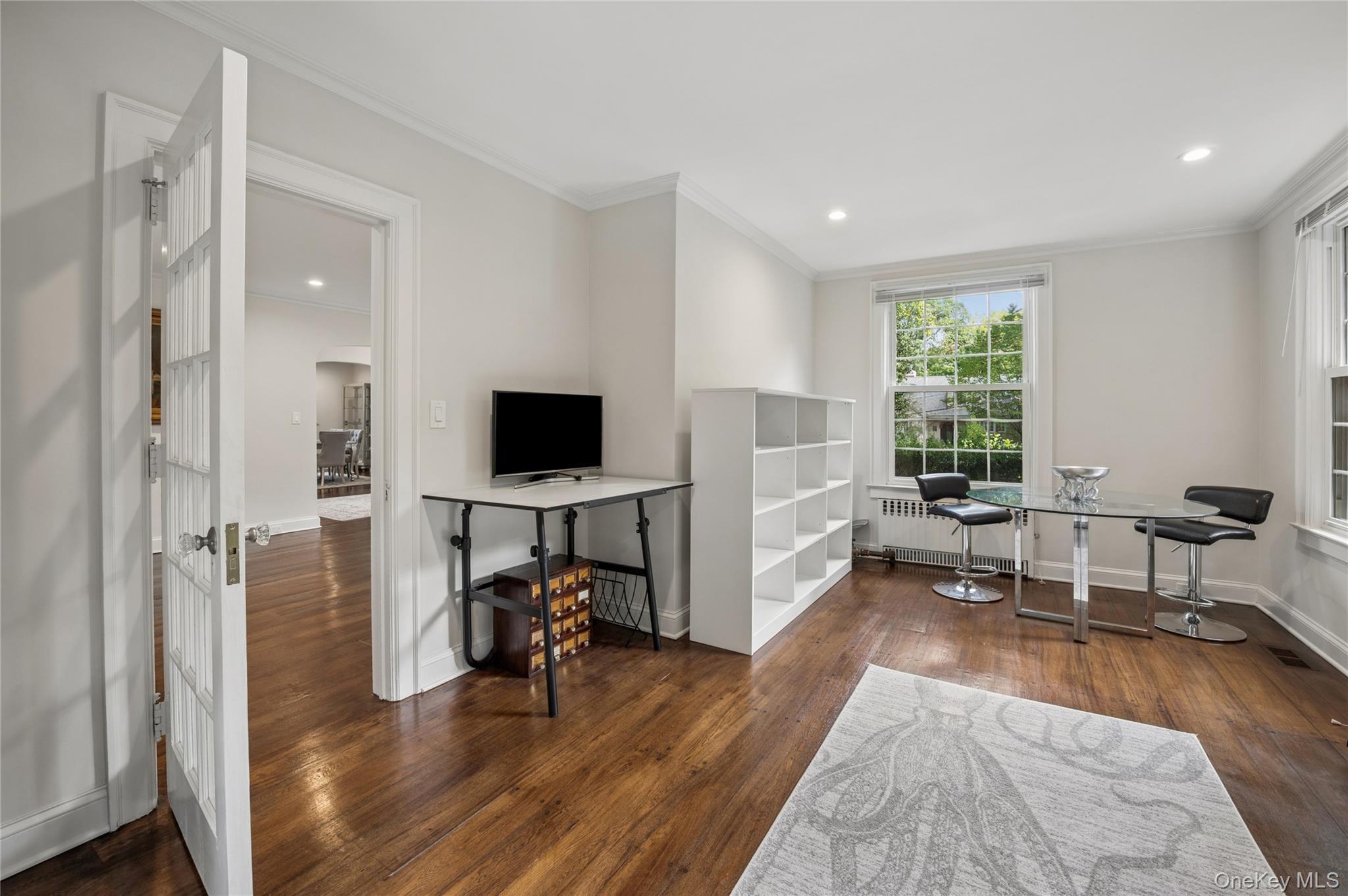 Single Family Douglas Place Westchester County, NY 10552, MLS-1055878-12