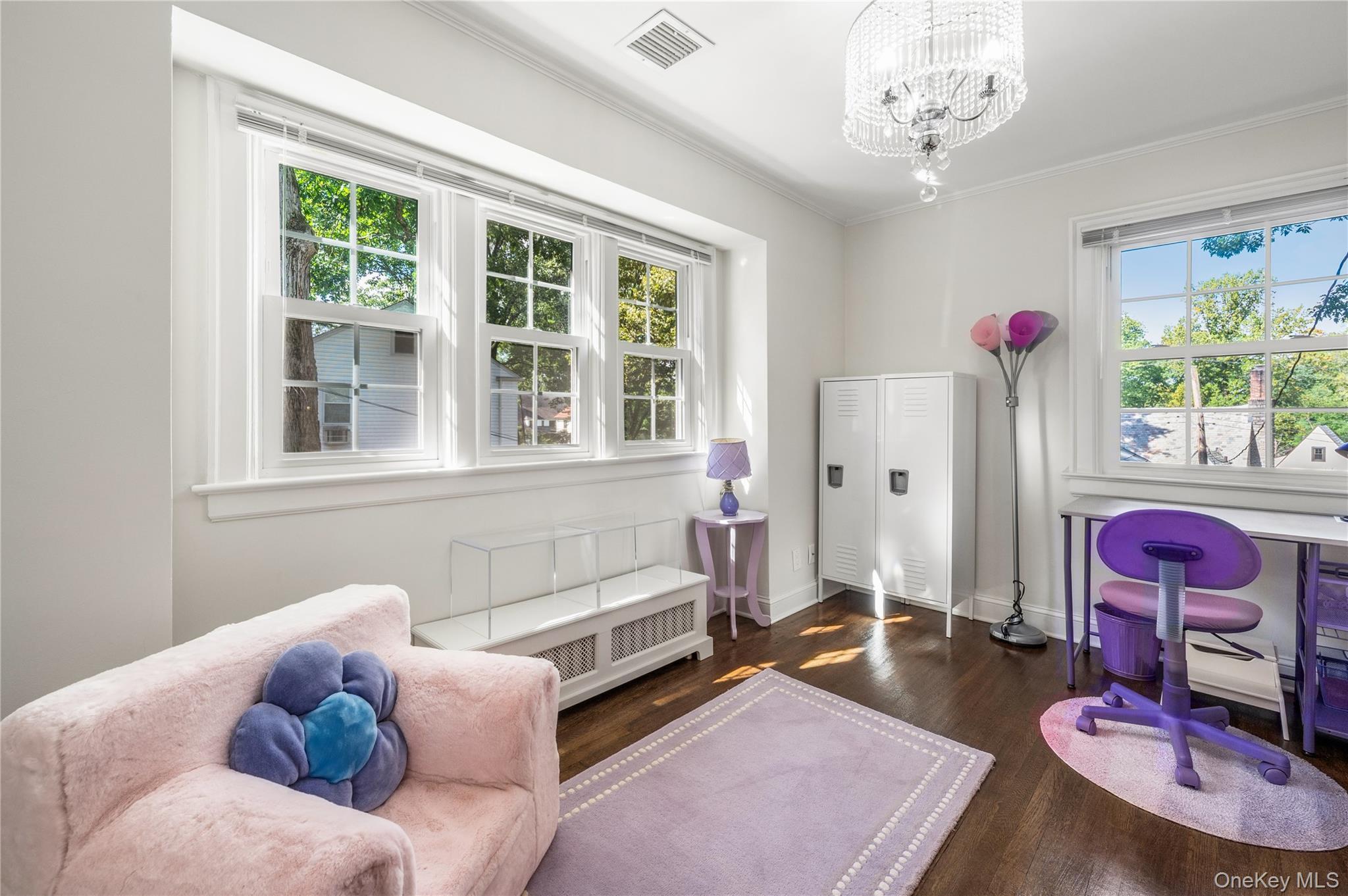 Single Family Douglas Place Westchester County, NY 10552, MLS-1055878-32