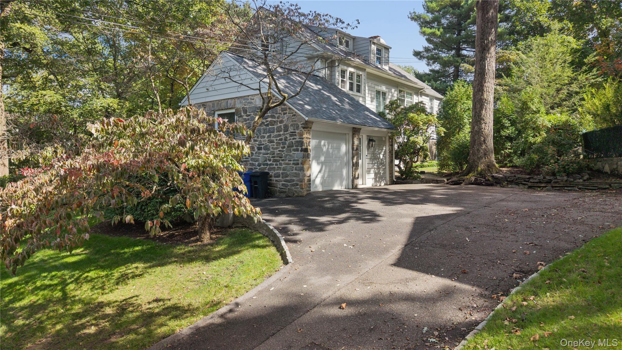 Single Family Douglas Place Westchester County, NY 10552, MLS-1055878-46