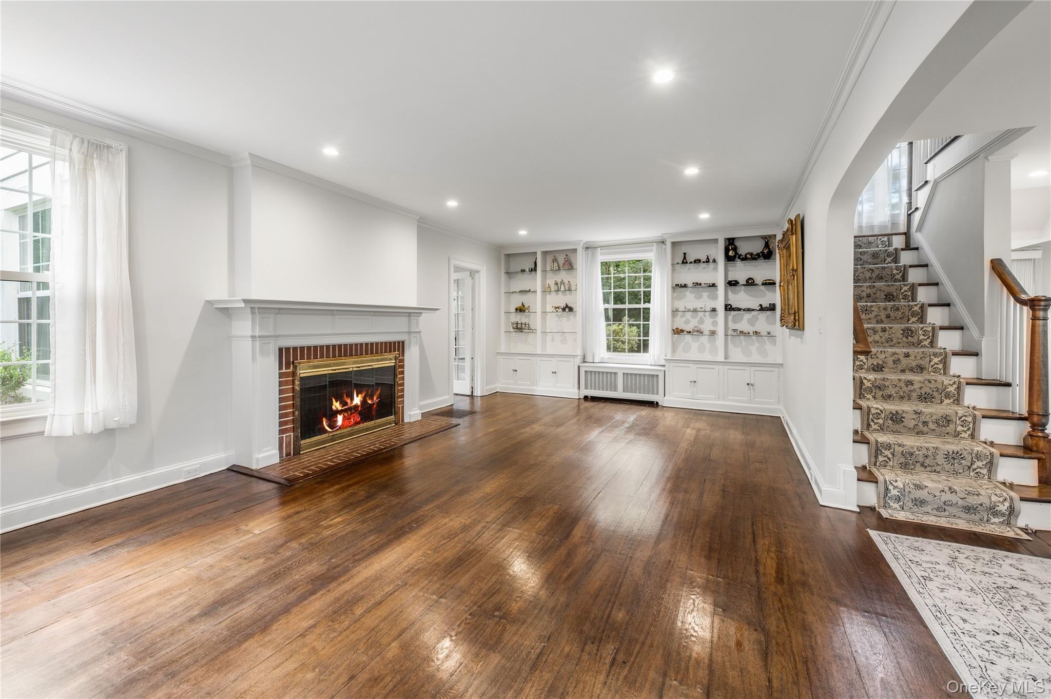 Single Family Douglas Place Westchester County, NY 10552, MLS-1055878-9