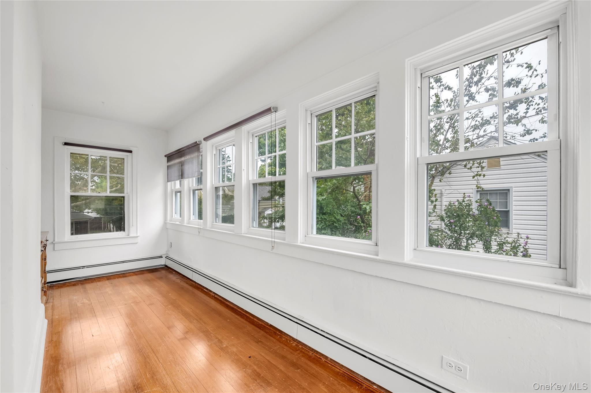Single Family 34th Avenue Queens, NY 11361, MLS-1055880-7