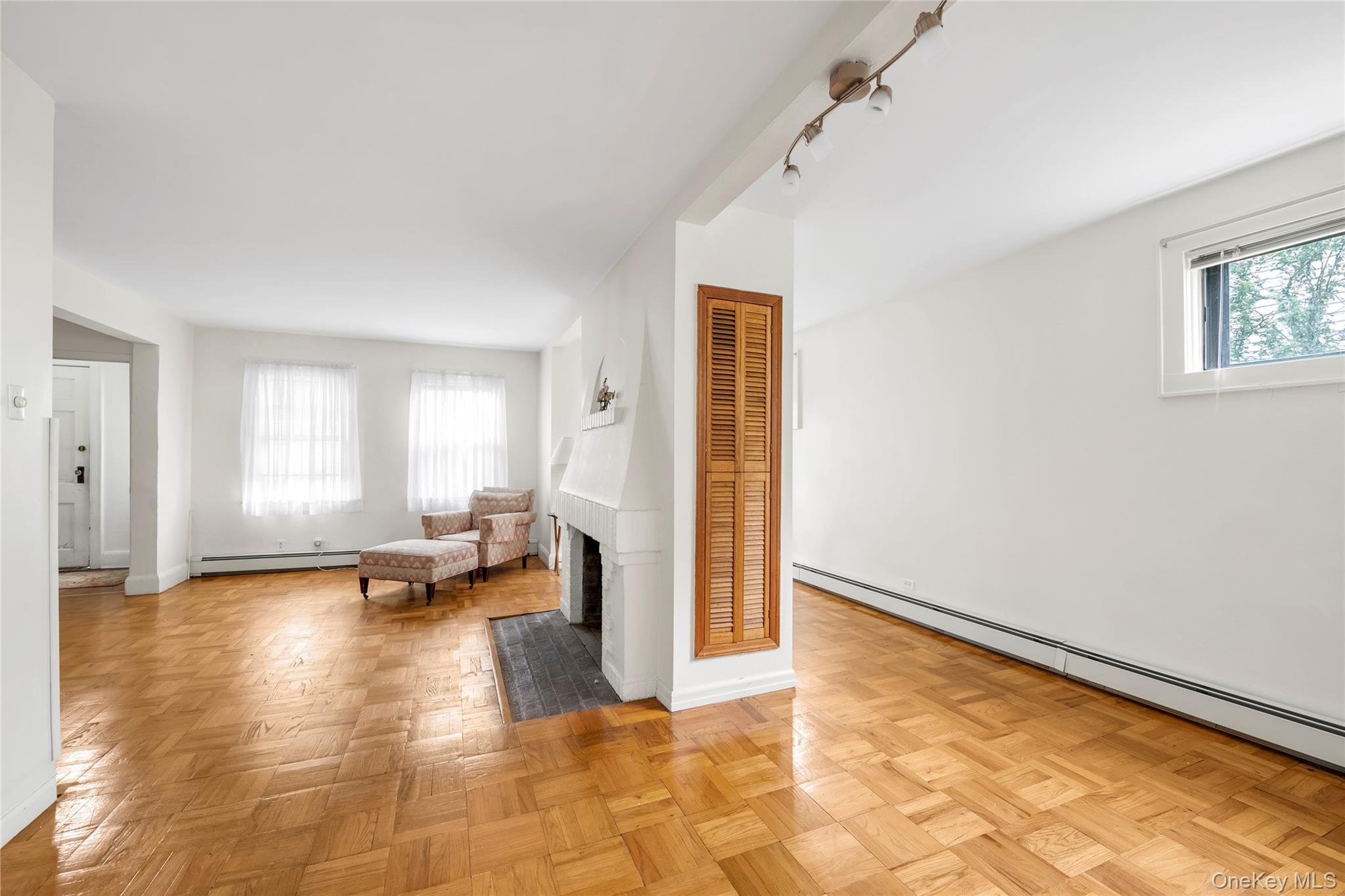 Single Family 34th Avenue Queens, NY 11361, MLS-1055880-9
