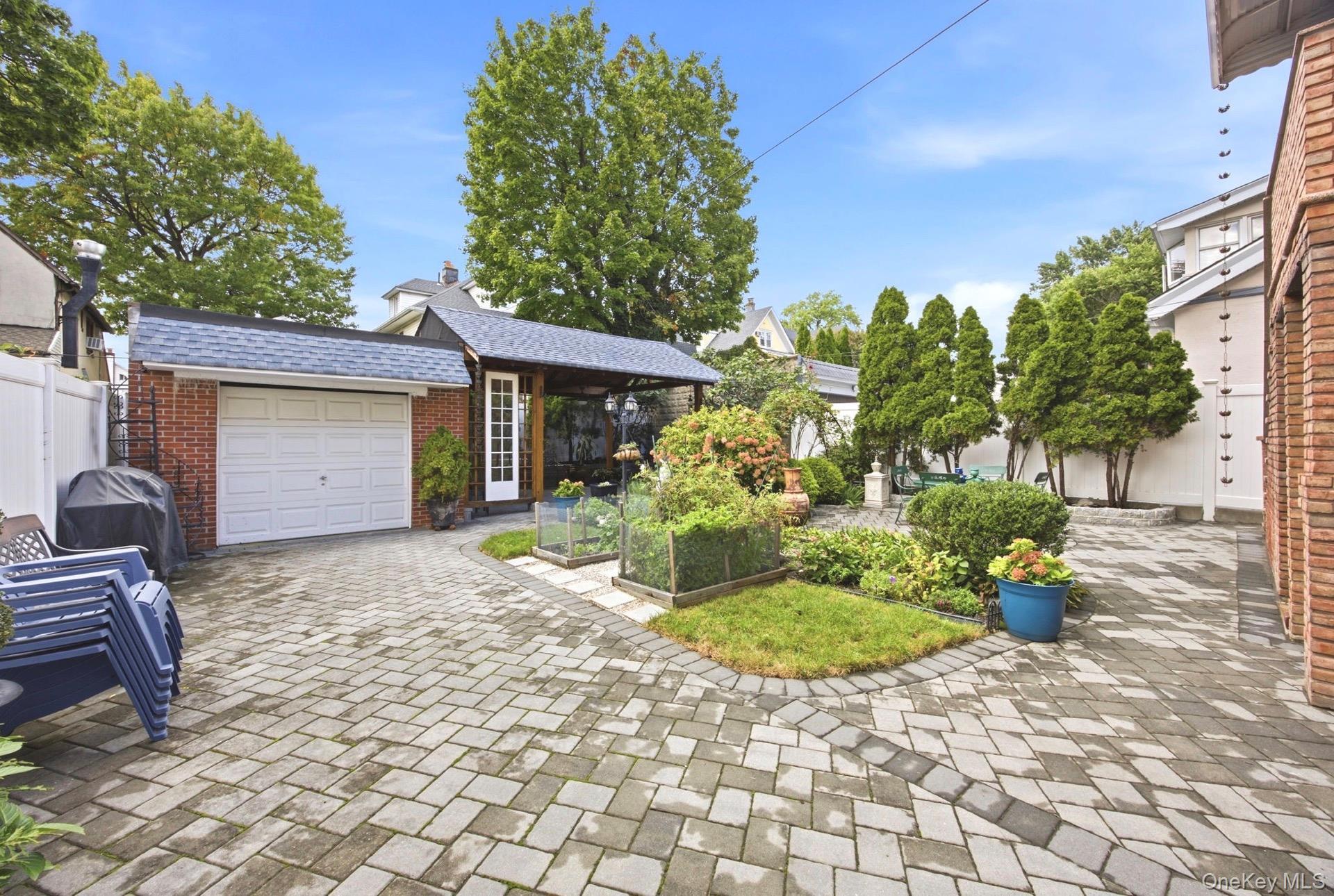 Single Family 167  Queens, NY 11358, MLS-1055882-3