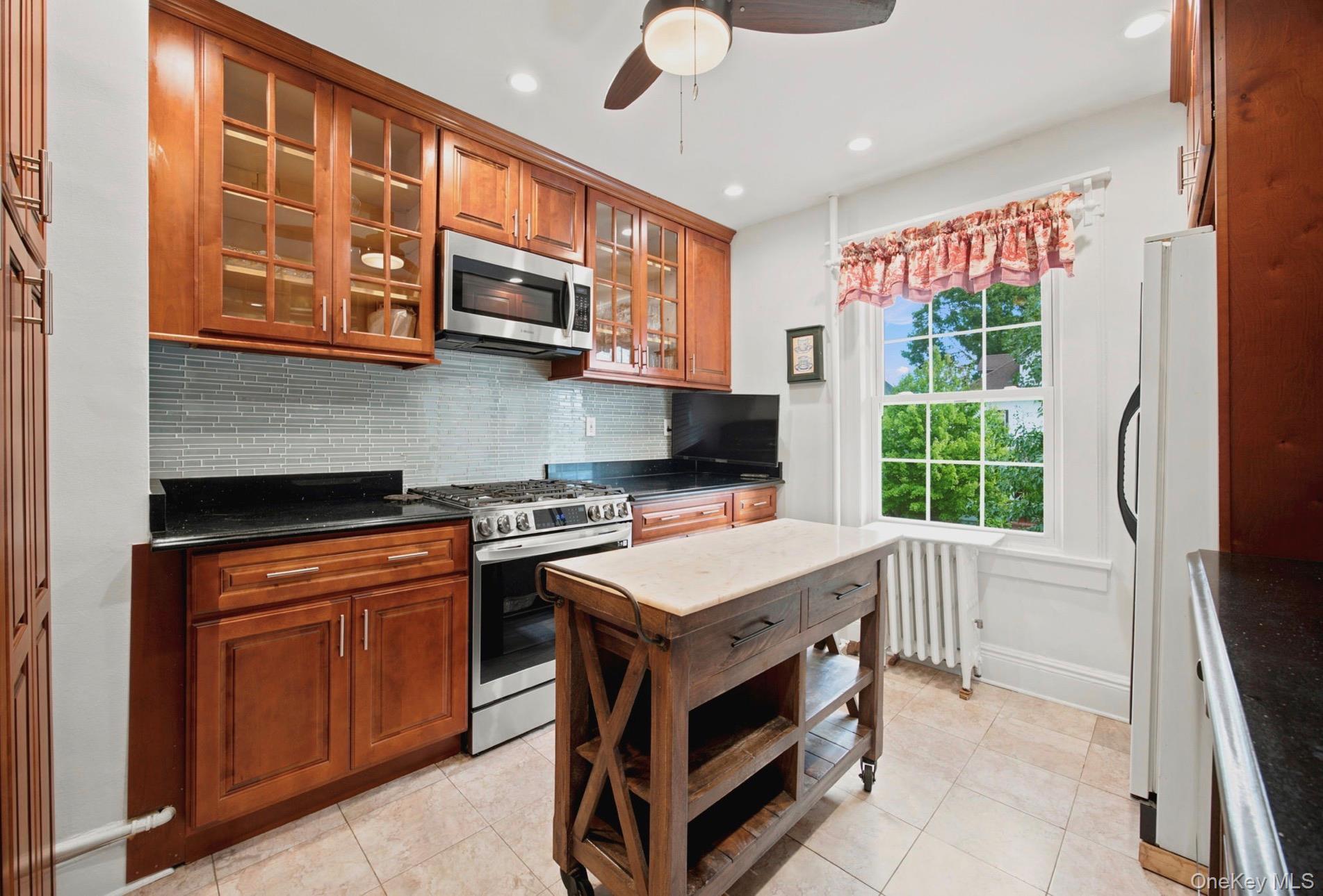 Single Family 167  Queens, NY 11358, MLS-1055882-8